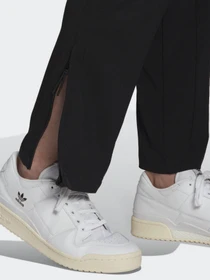 Штани Adidas ADICOLOR TREFOIL TEC LUXE модель HC4543 Фото