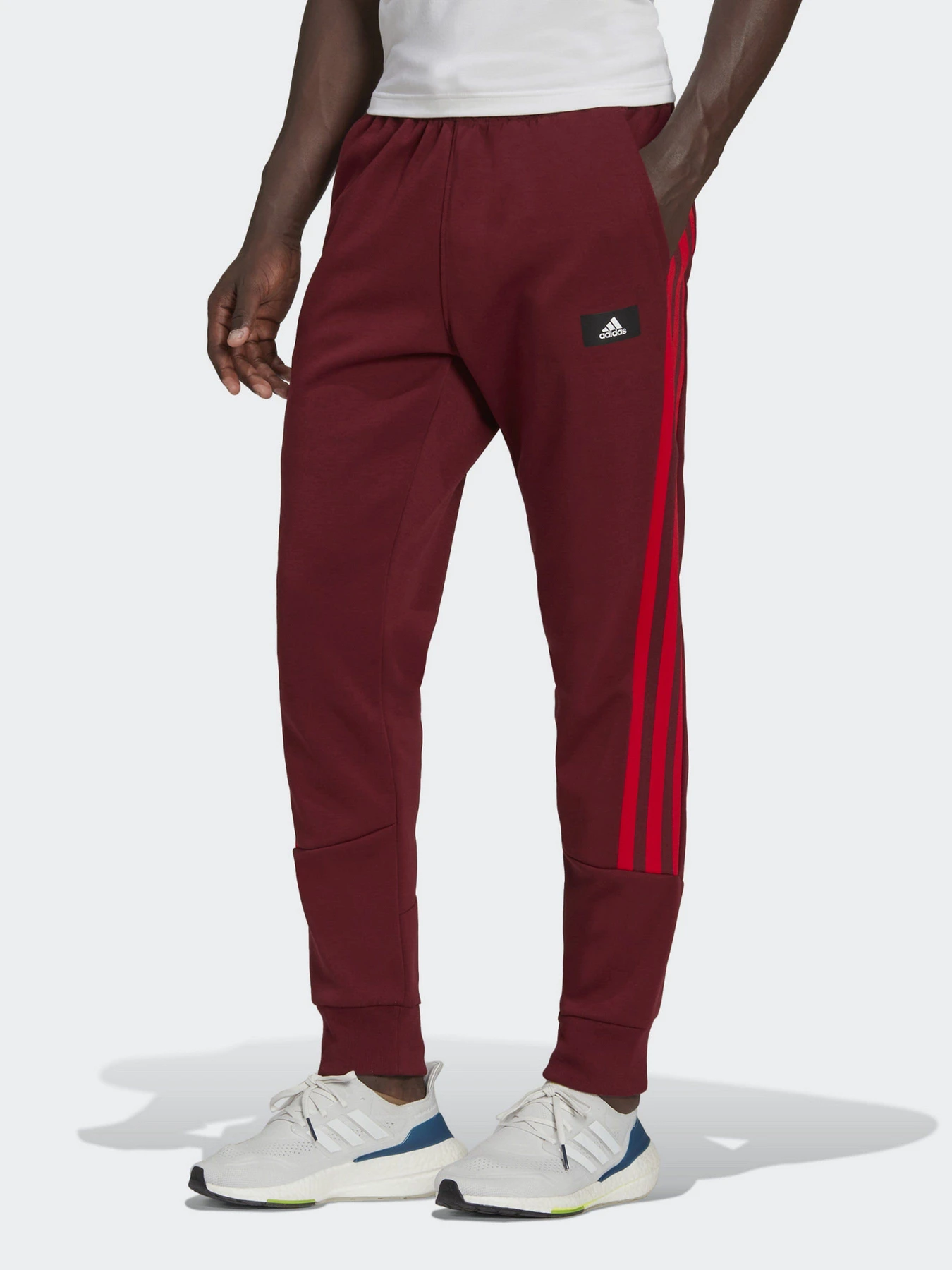 Брюки Adidas M FI 3S модель HC5262 Брюки Adidas M FI 3S модель HC5262 Фото