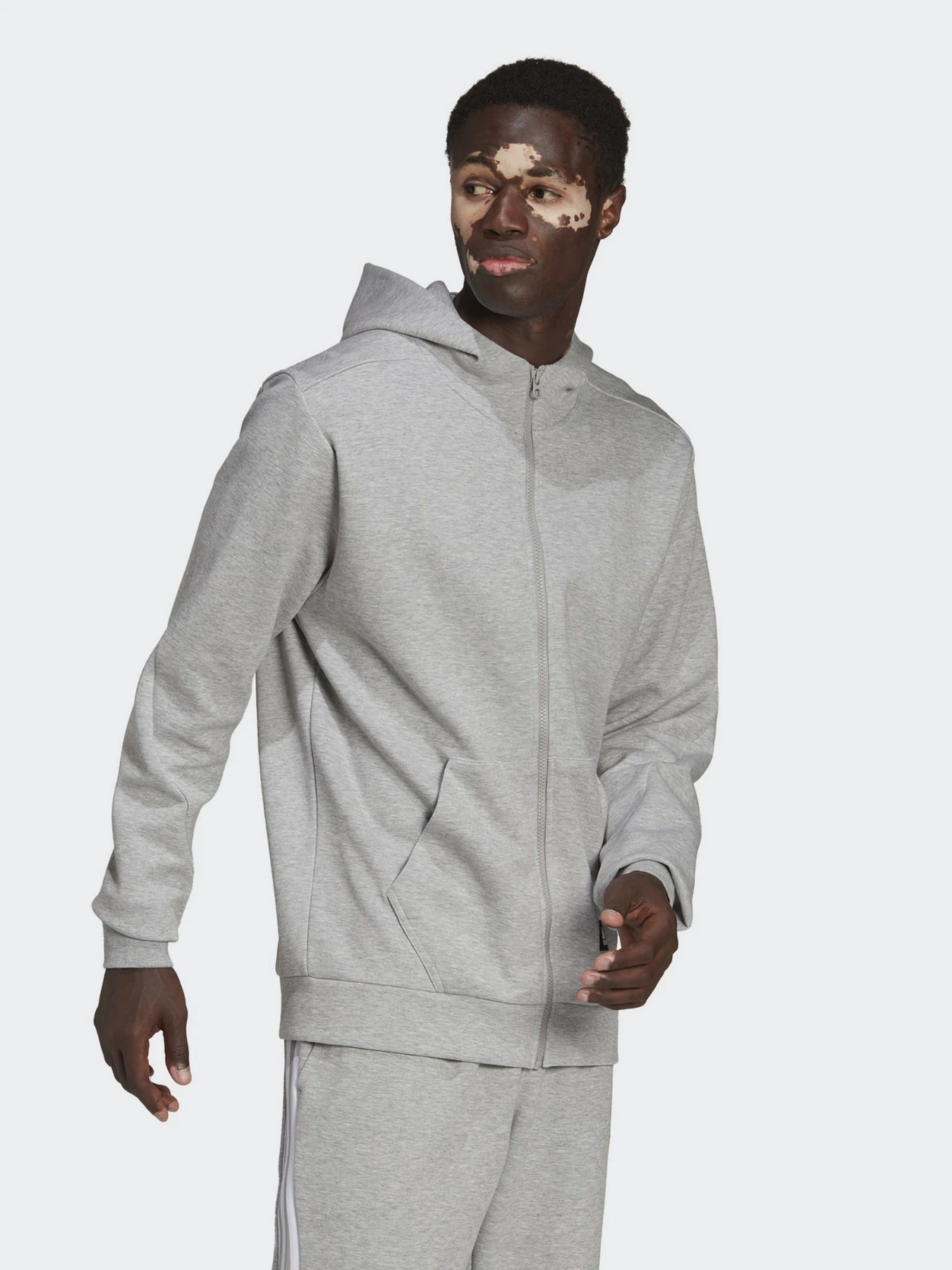 Худи и свитшоты Adidas Future Icons Doubleknit модель HE2224 Фото