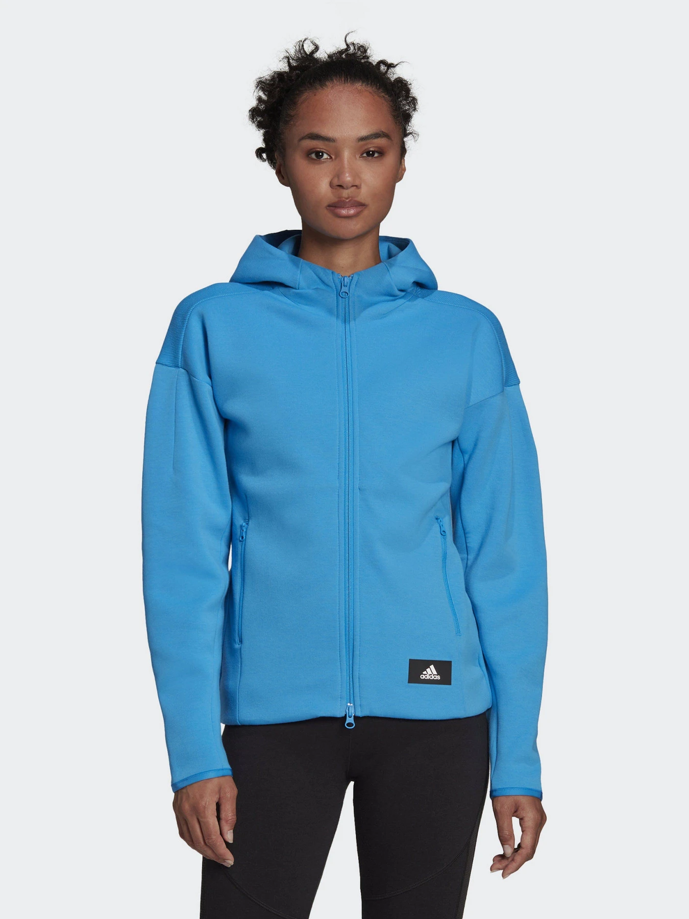 Худи и свитшоты Adidas Sportswear Mission Victory Kapuzen модель HE3081 Худи и свитшоты Adidas Sportswear Mission Victory Kapuzen модель HE3081 Фото