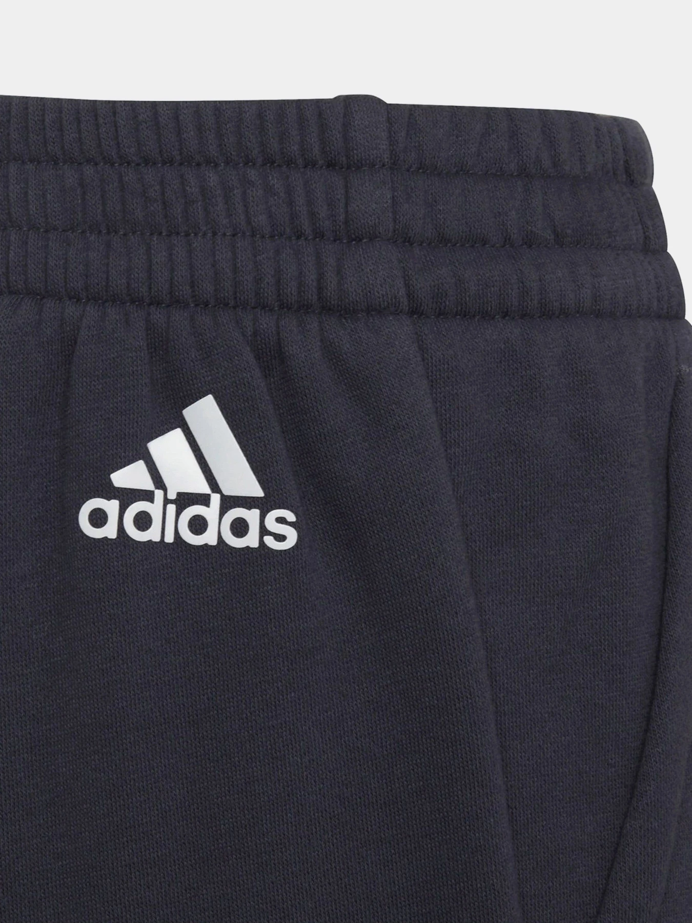 Брюки Adidas FUTURE ICONS 3-STRIPES модель HF2180 Брюки Adidas FUTURE ICONS 3-STRIPES модель HF2180 Фото
