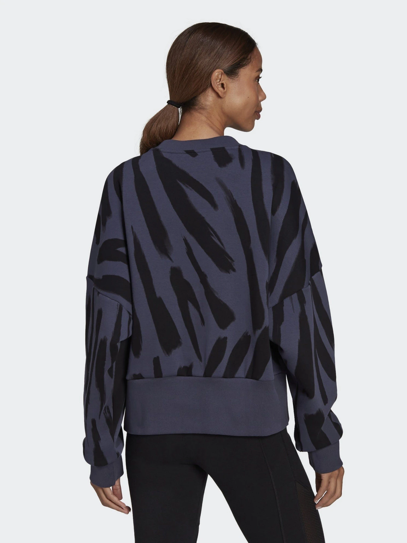 Худі та світшоти Adidas Sportswear Future Icons Feel Fierce Graphic модель HF4073 Худі та світшоти Adidas Sportswear Future Icons Feel Fierce Graphic модель HF4073 Фото