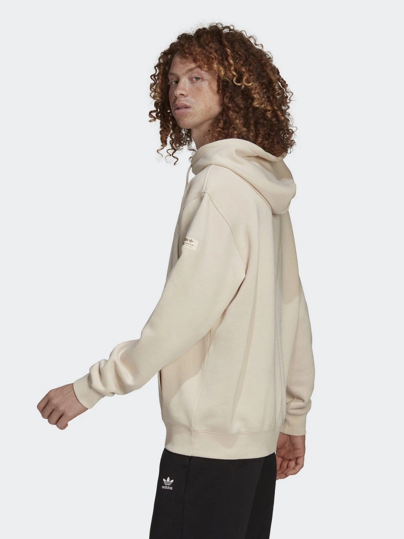 Худи и свитшоты Adidas TREFOIL модель HM2654 Худи и свитшоты Adidas TREFOIL модель HM2654 Фото