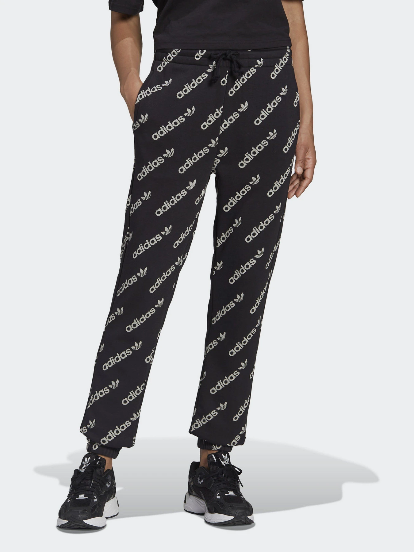 Брюки Adidas Monogram модель HM4887 Брюки Adidas Monogram модель HM4887 Фото