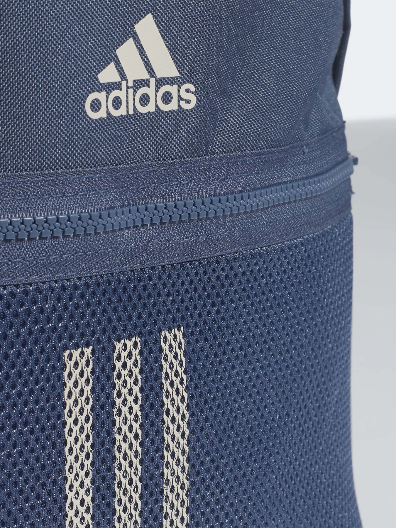 Рюкзаки Adidas Classic 3-Stripes модель GL0916 Рюкзаки Adidas Classic 3-Stripes модель GL0916 Фото