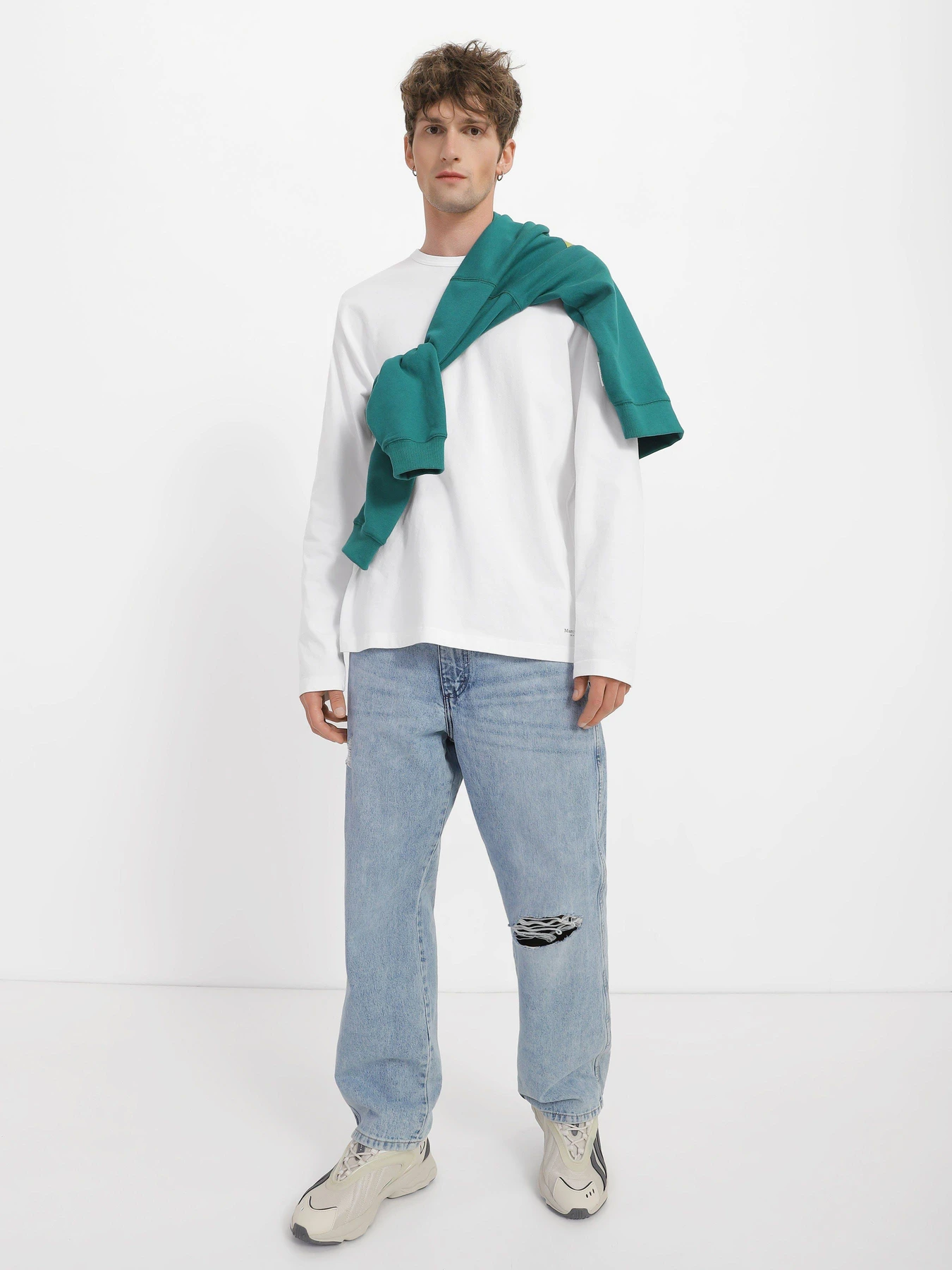 Кросівки Adidas Originals Oztral модель GZ9409 Кросівки Adidas Originals Oztral модель GZ9409 Фото