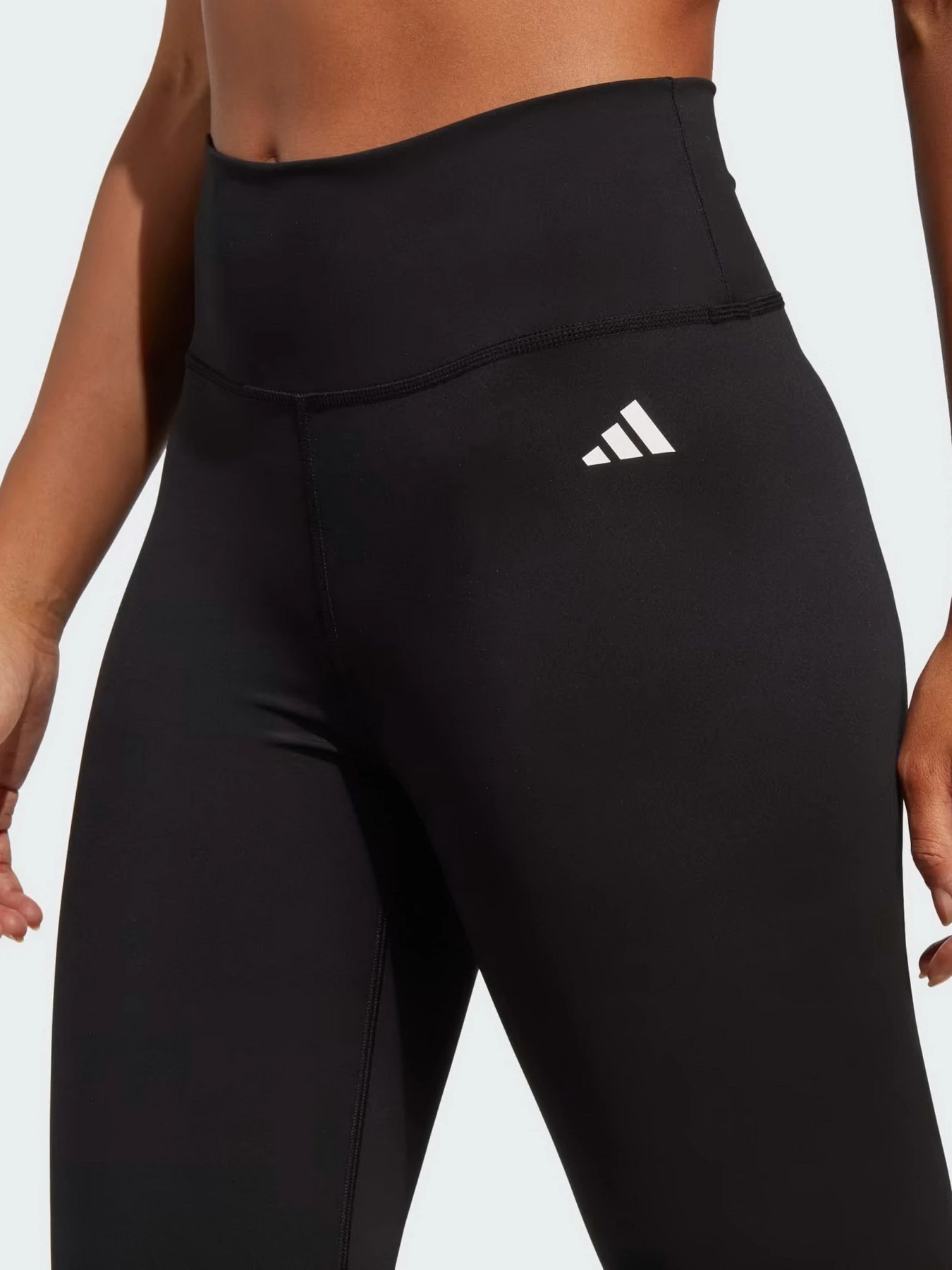 Брюки Adidas High-Waisted 7/8 модель HC8934 Брюки Adidas High-Waisted 7/8 модель HC8934 Фото