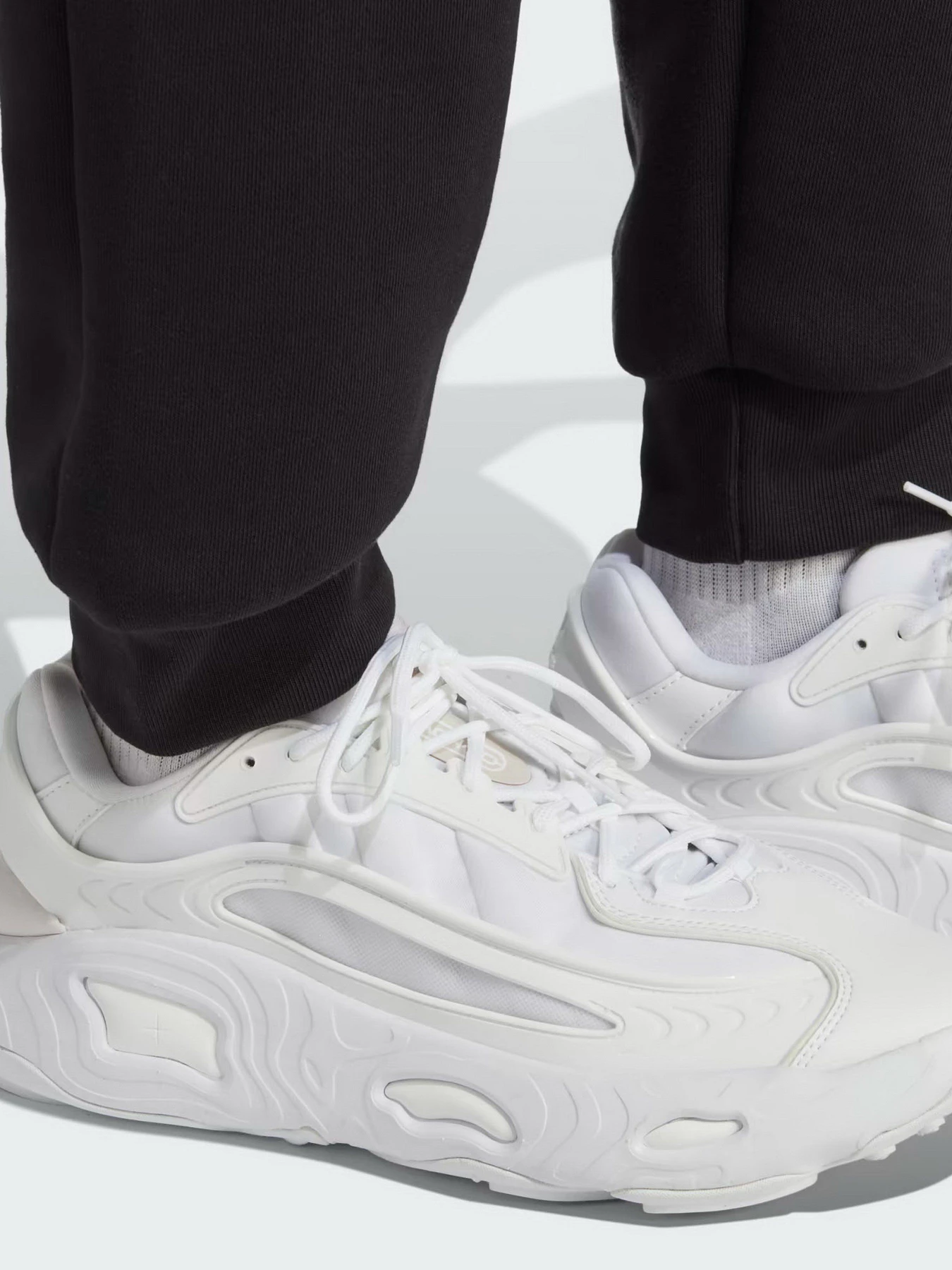 Брюки Adidas Adicolor Essentials Trefoil модель IA4837 Фото