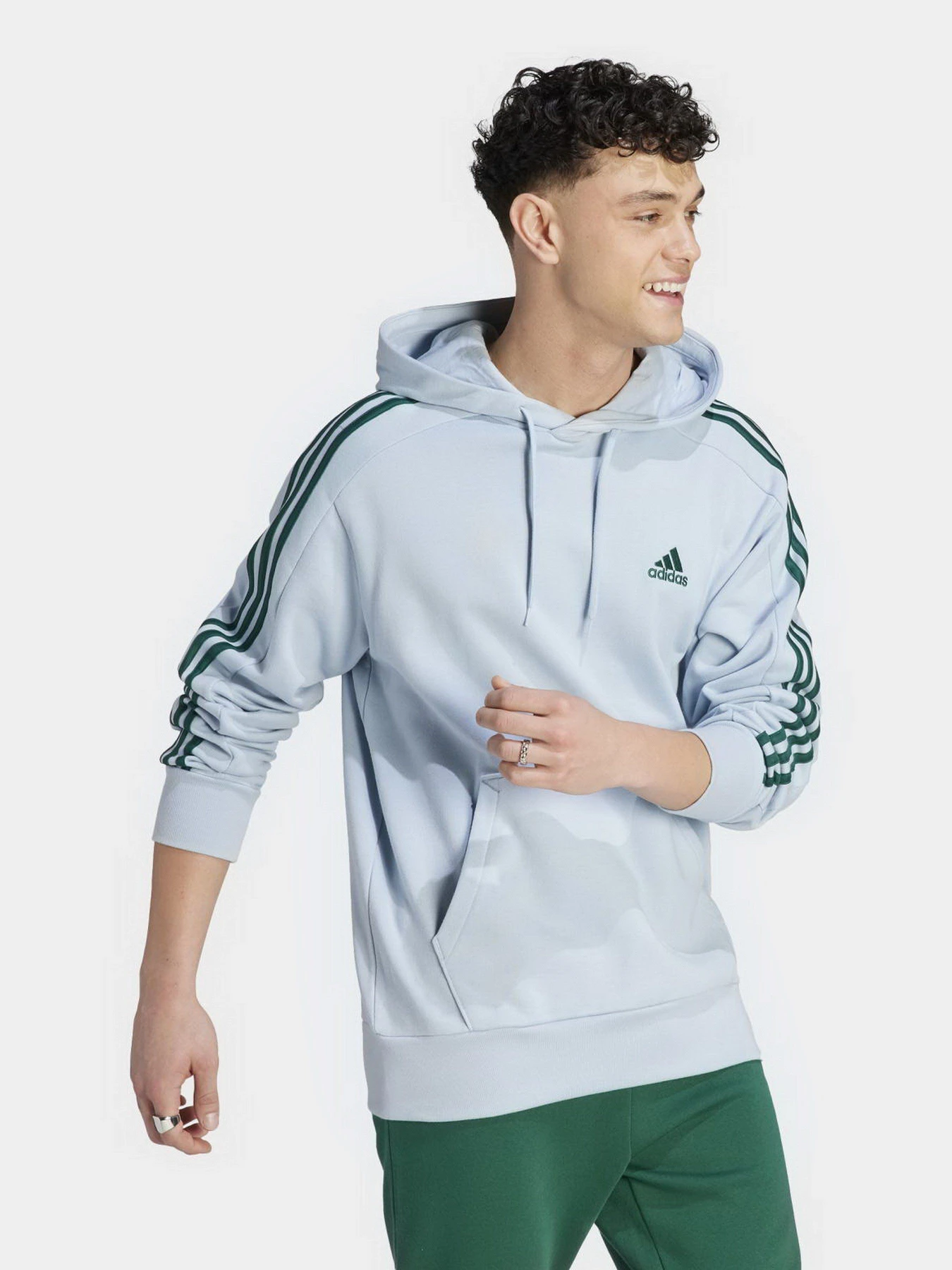 Худи и свитшоты Adidas Essentials French Terry 3-Stripes модель IJ8680 Худи и свитшоты Adidas Essentials French Terry 3-Stripes модель IJ8680 Фото