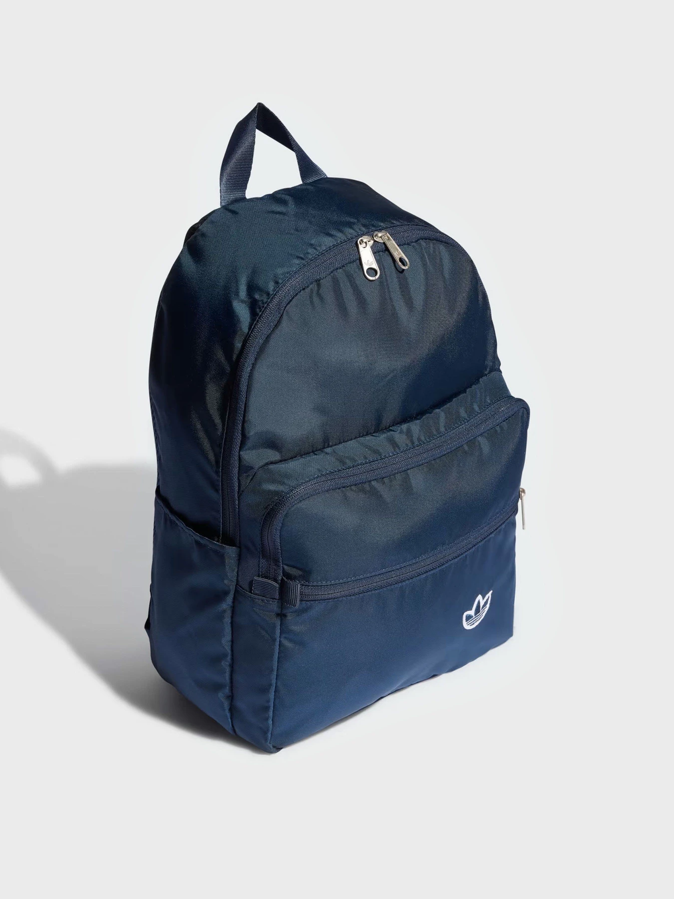 Рюкзаки Adidas Premium Essentials Originals модель IL4839 Рюкзаки Adidas Premium Essentials Originals модель IL4839 Фото