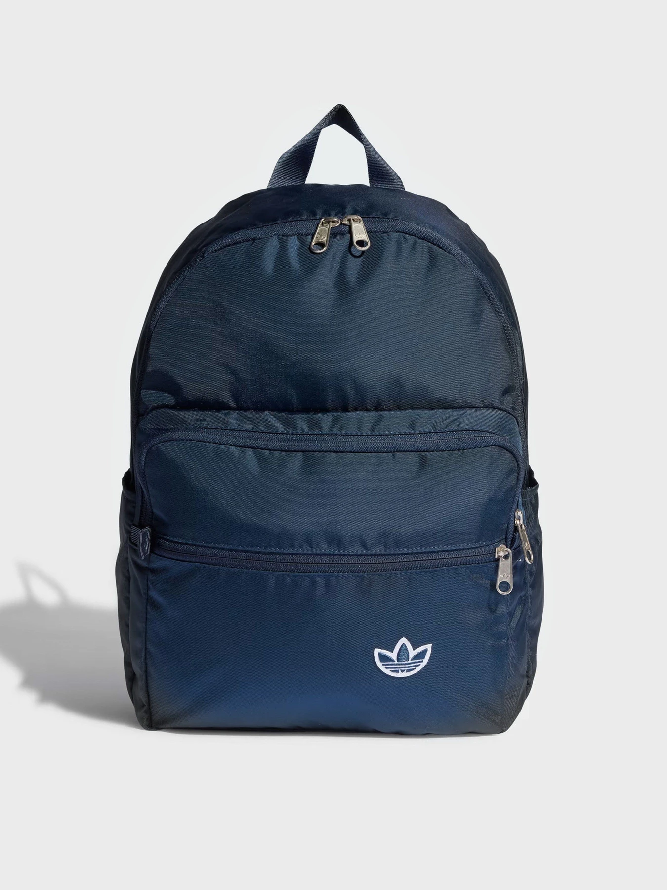 Рюкзаки Adidas Premium Essentials Originals модель IL4839 Рюкзаки Adidas Premium Essentials Originals модель IL4839 Фото