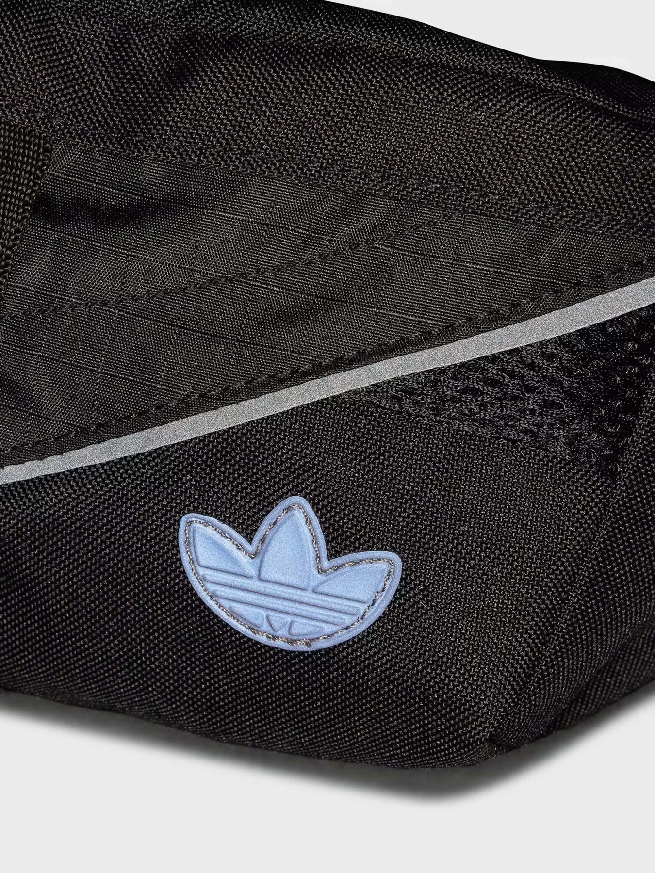 Сумки Adidas Originals модель IM1137 Сумки Adidas Originals модель IM1137 Фото