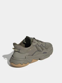 Кроссовки Adidas Ozweego модель EE6461 Фото