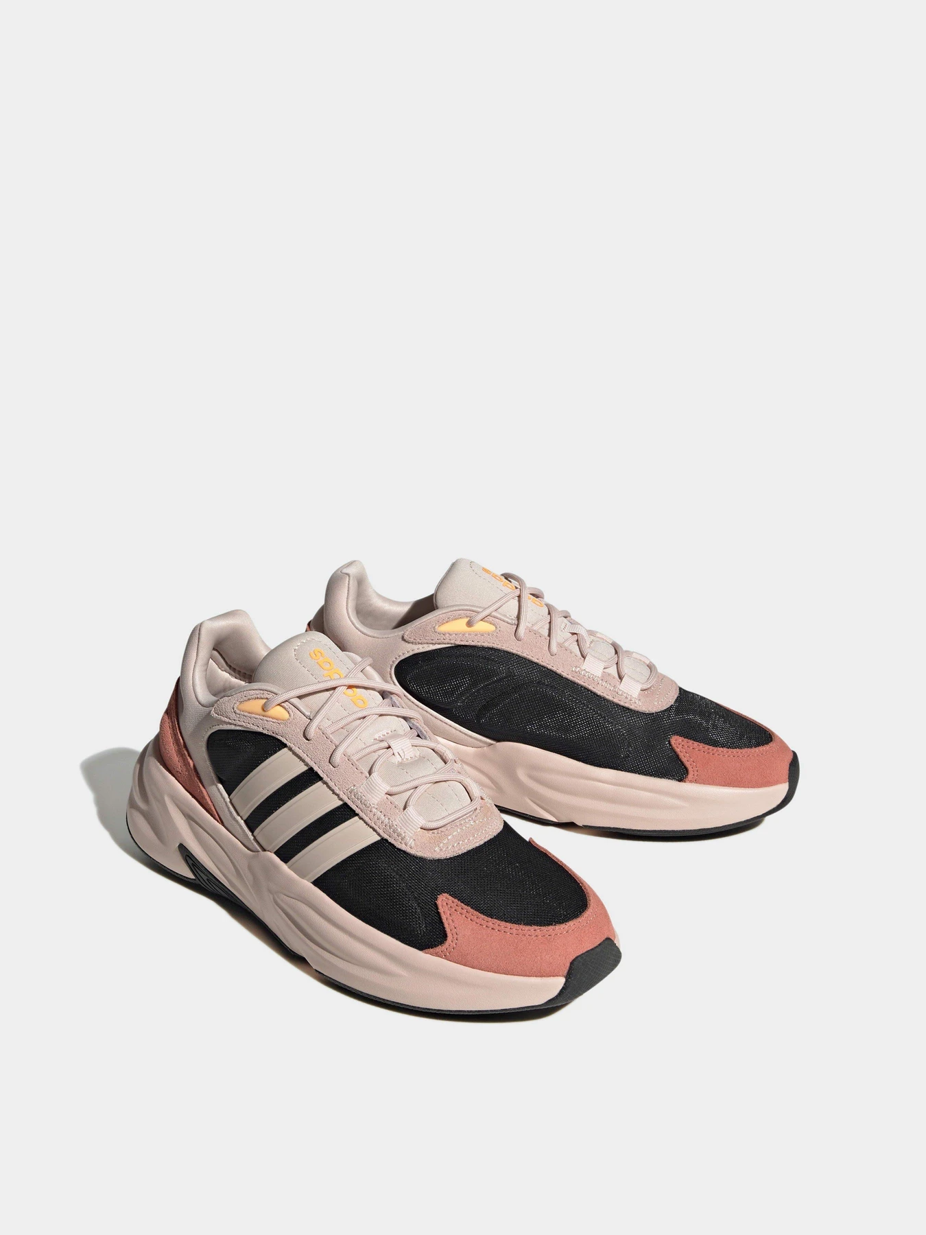 Кроссовки Adidas Ozelle Cloudfoam модель IG9797 Фото