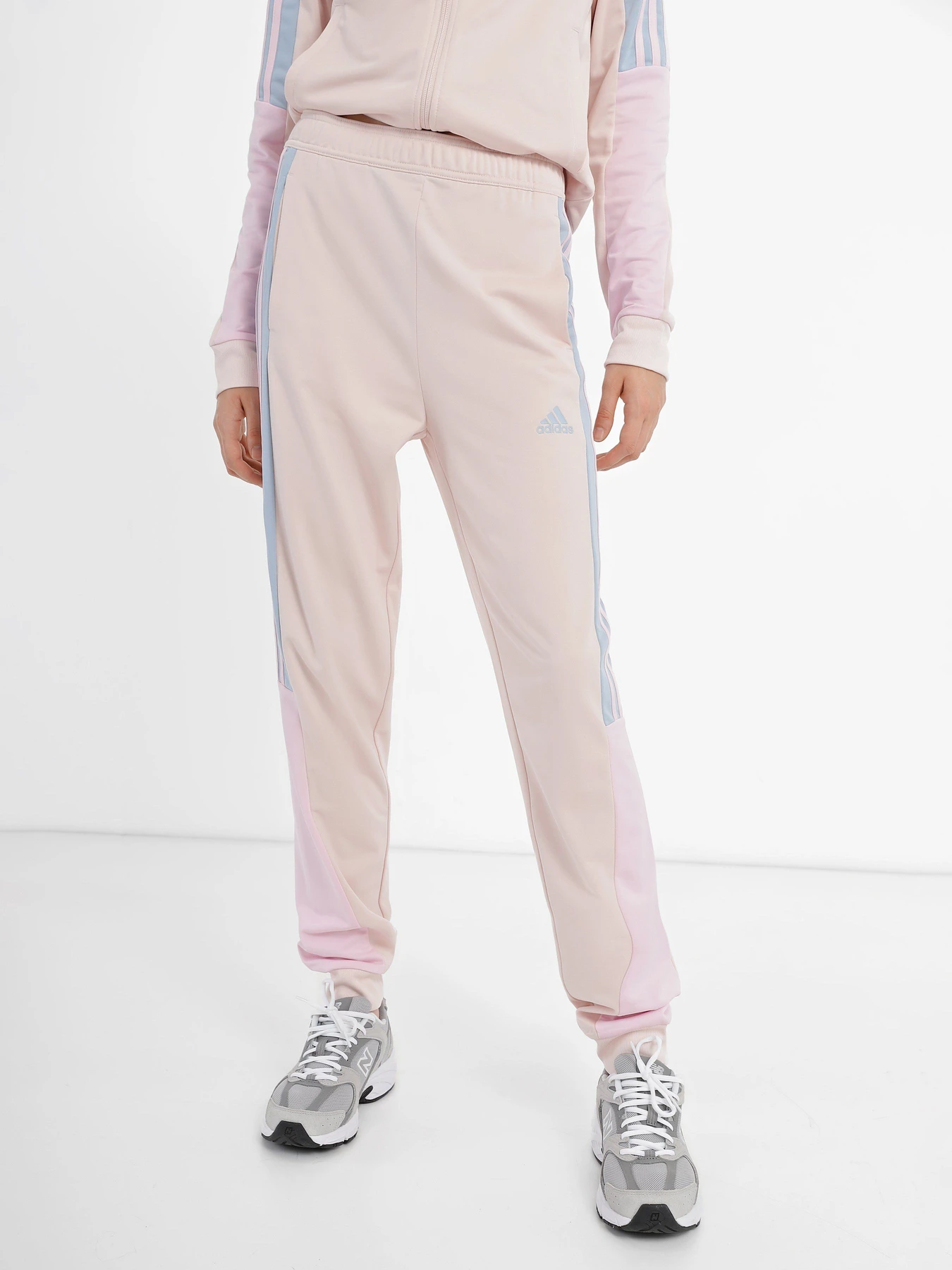 Костюмы Adidas Boldblock модель IJ8759 Костюмы Adidas Boldblock модель IJ8759 Фото