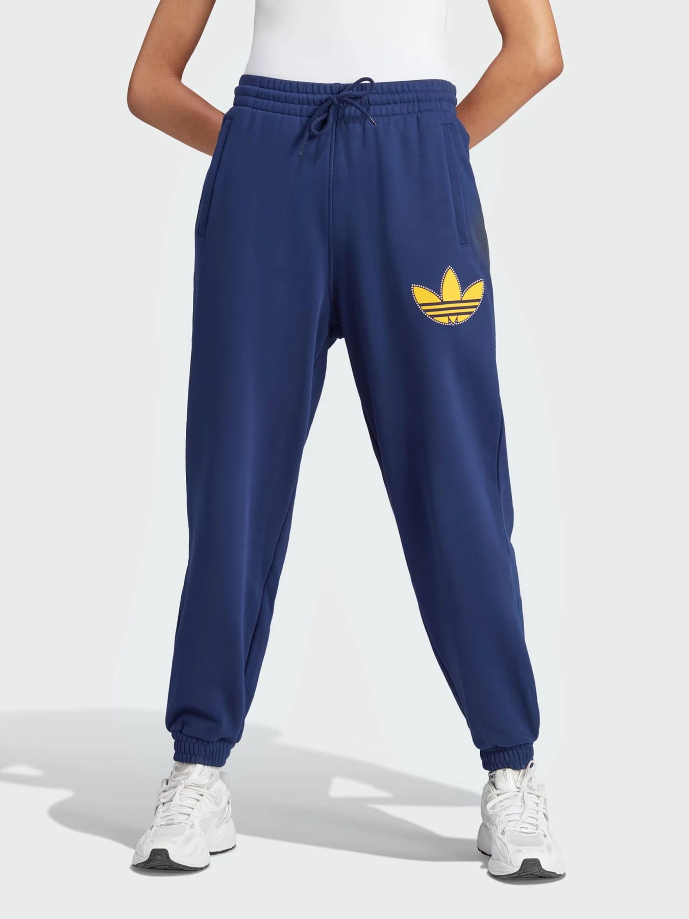 Брюки Adidas Pearl Trefoil Cuffed модель IL2423 Фото