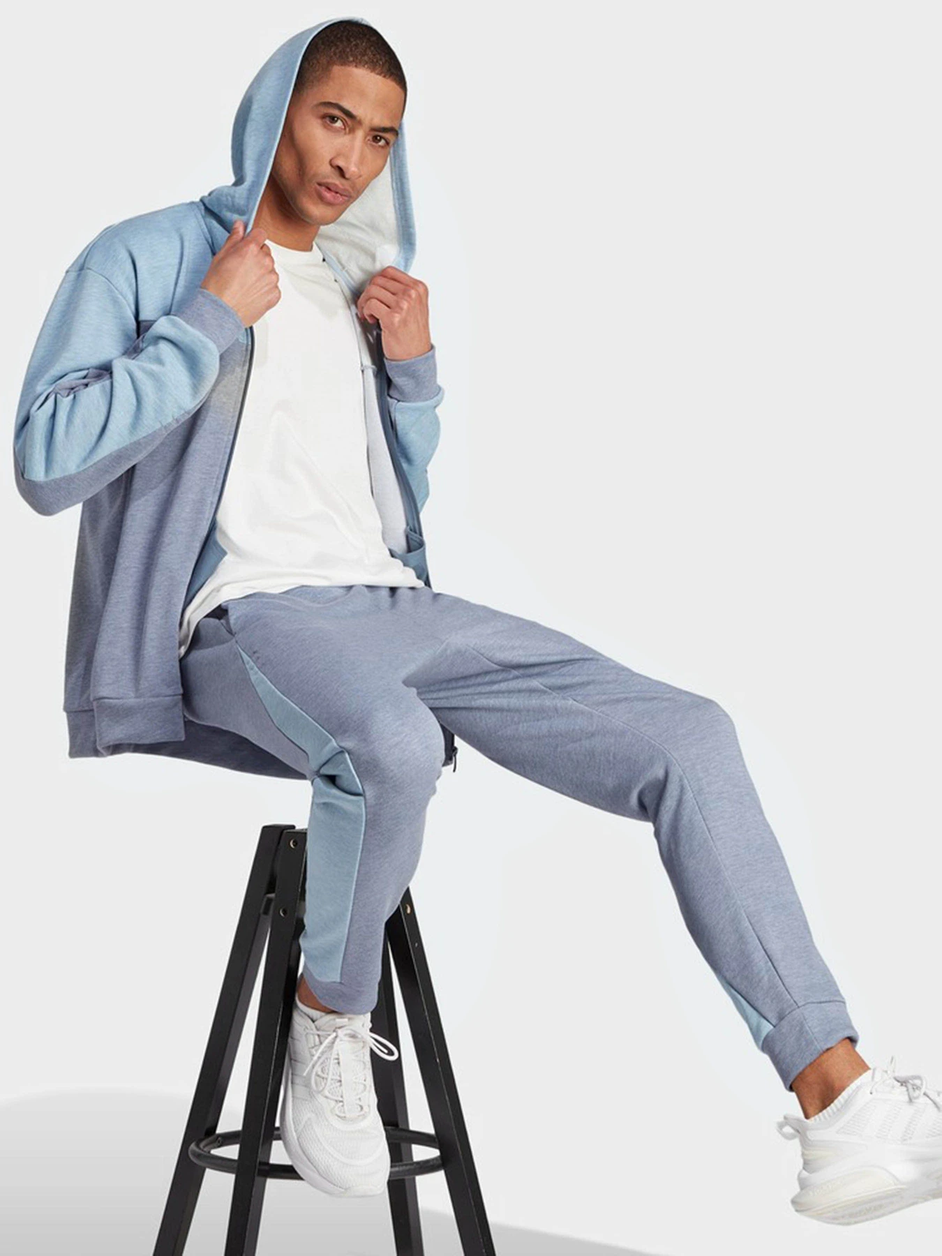 Худи и свитшоты Adidas Mélange Full-Zip модель IJ8978 Худи и свитшоты Adidas Mélange Full-Zip модель IJ8978 Фото