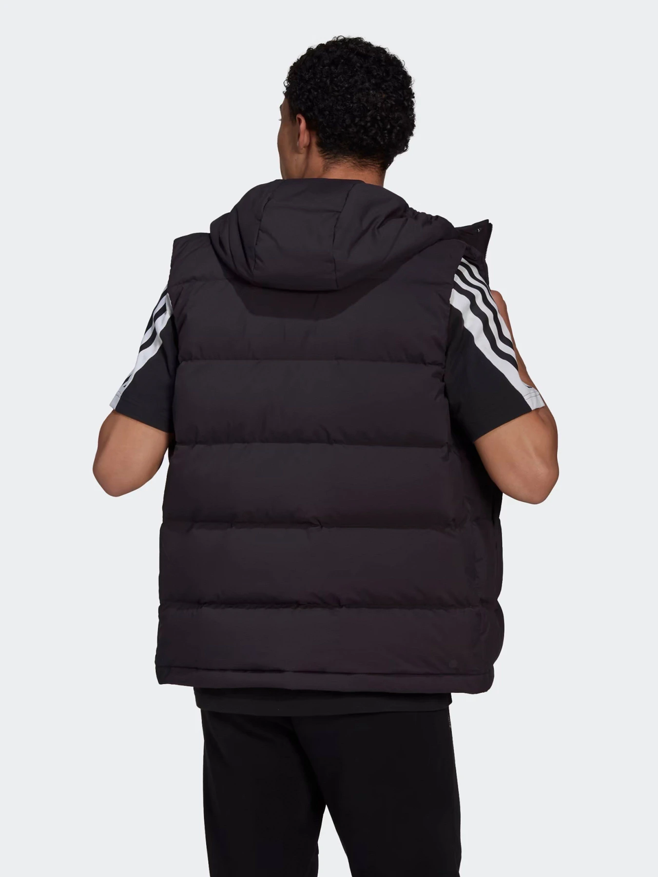 Куртки и дубленки Adidas Helionic Hooded Down модель HG6277 Фото