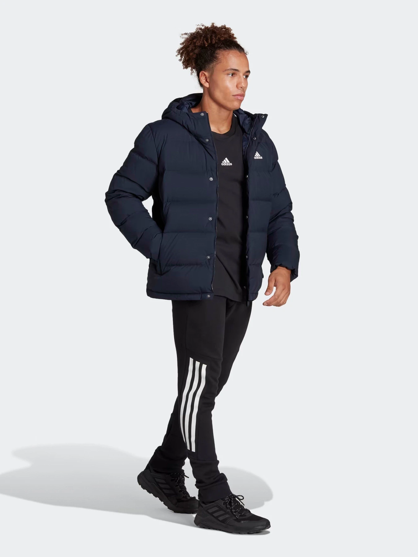 Куртки и дубленки Adidas Helionic Hooded Down модель HG8750 Фото
