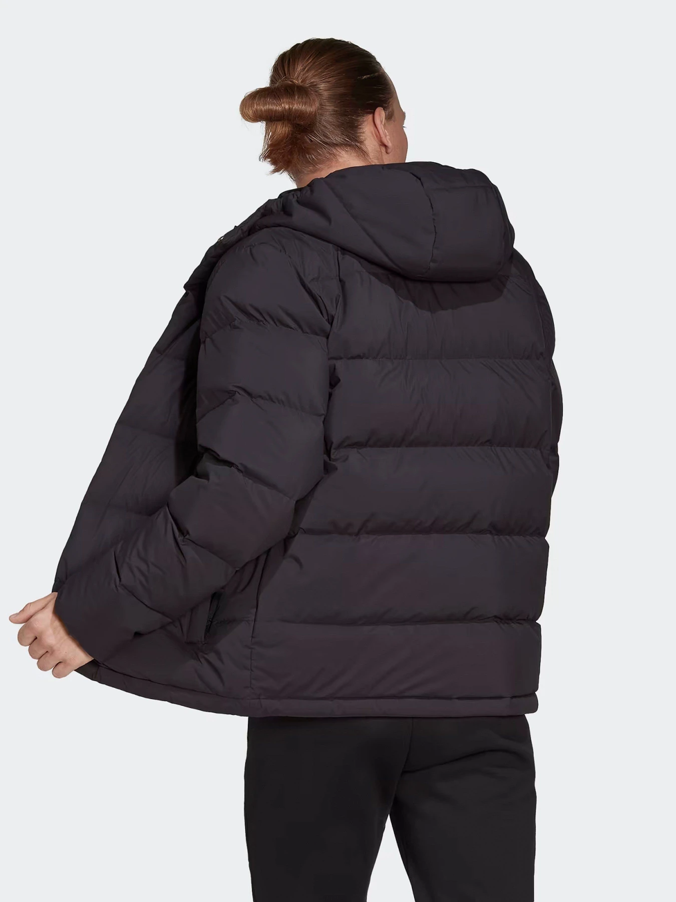 Куртки и дубленки Adidas Helionic Sportswear модель HG8751 Куртки и дубленки Adidas Helionic Sportswear модель HG8751 Фото