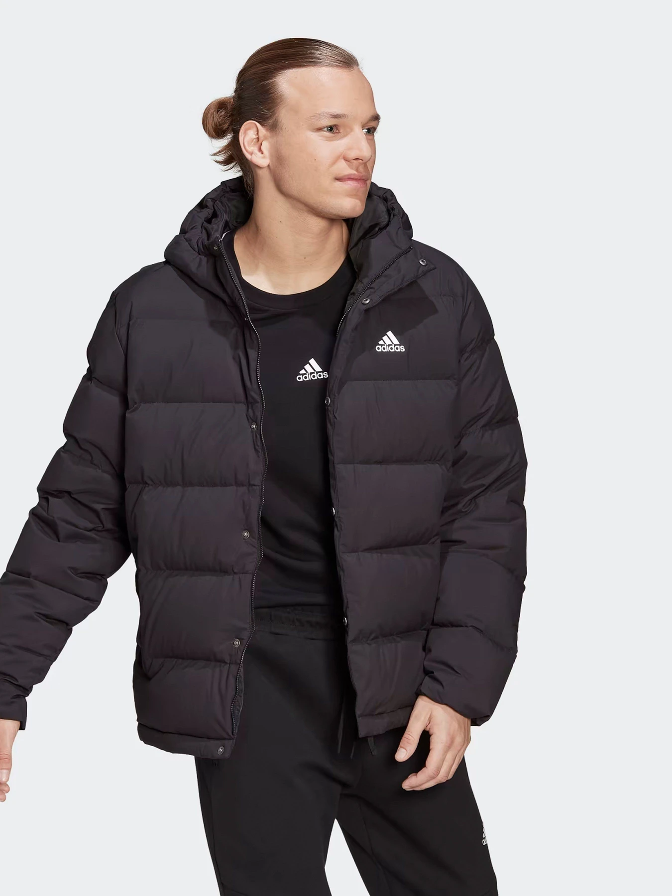 Куртки и дубленки Adidas Helionic Sportswear модель HG8751 Куртки и дубленки Adidas Helionic Sportswear модель HG8751 Фото
