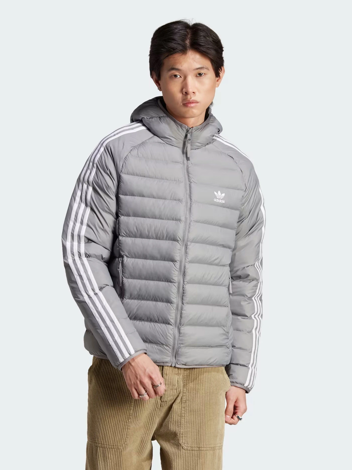 Куртки и дубленки Adidas Padded Hooded Puffer модель HZ0689 Куртки и дубленки Adidas Padded Hooded Puffer модель HZ0689 Фото