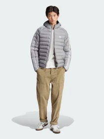 Куртки и дубленки Adidas Padded Hooded Puffer модель HZ0689 Фото