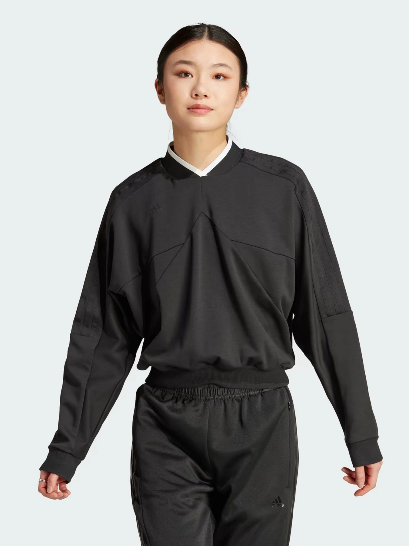 Худи и свитшоты Adidas Tiro модель IA3039 Худи и свитшоты Adidas Tiro модель IA3039 Фото