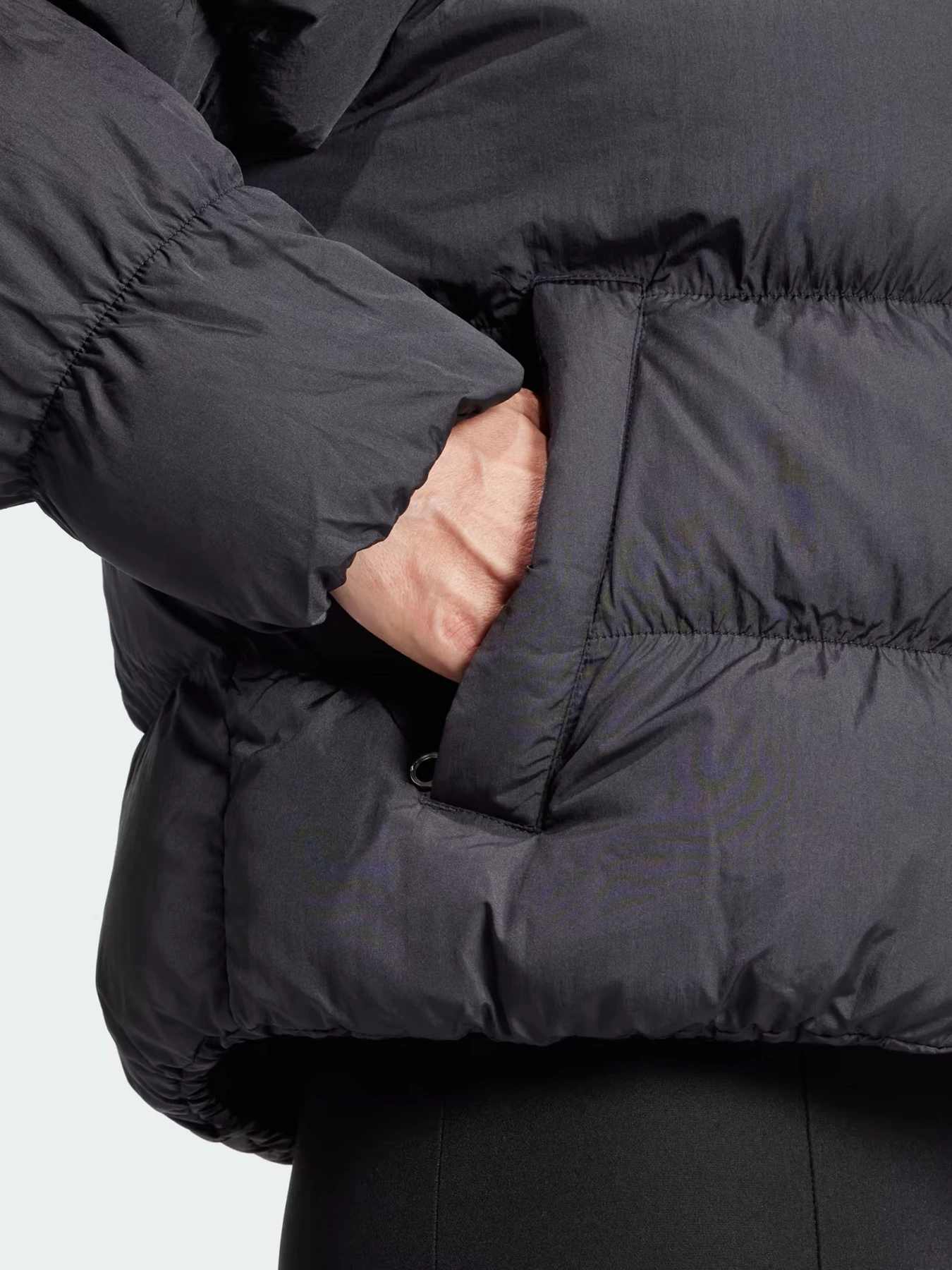 Куртки и дубленки Adidas Short Vegan Puffer модель II8466 Фото