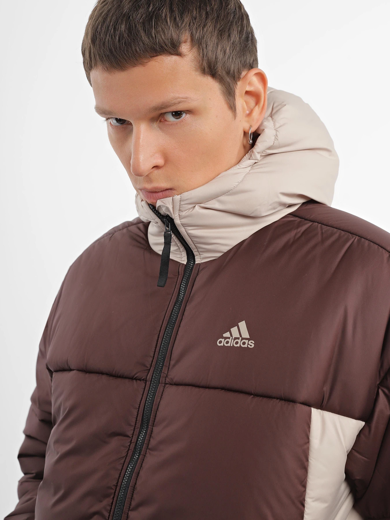 Куртки и дубленки Adidas Bsc 3S Puffy Hj модель IK0519 Фото