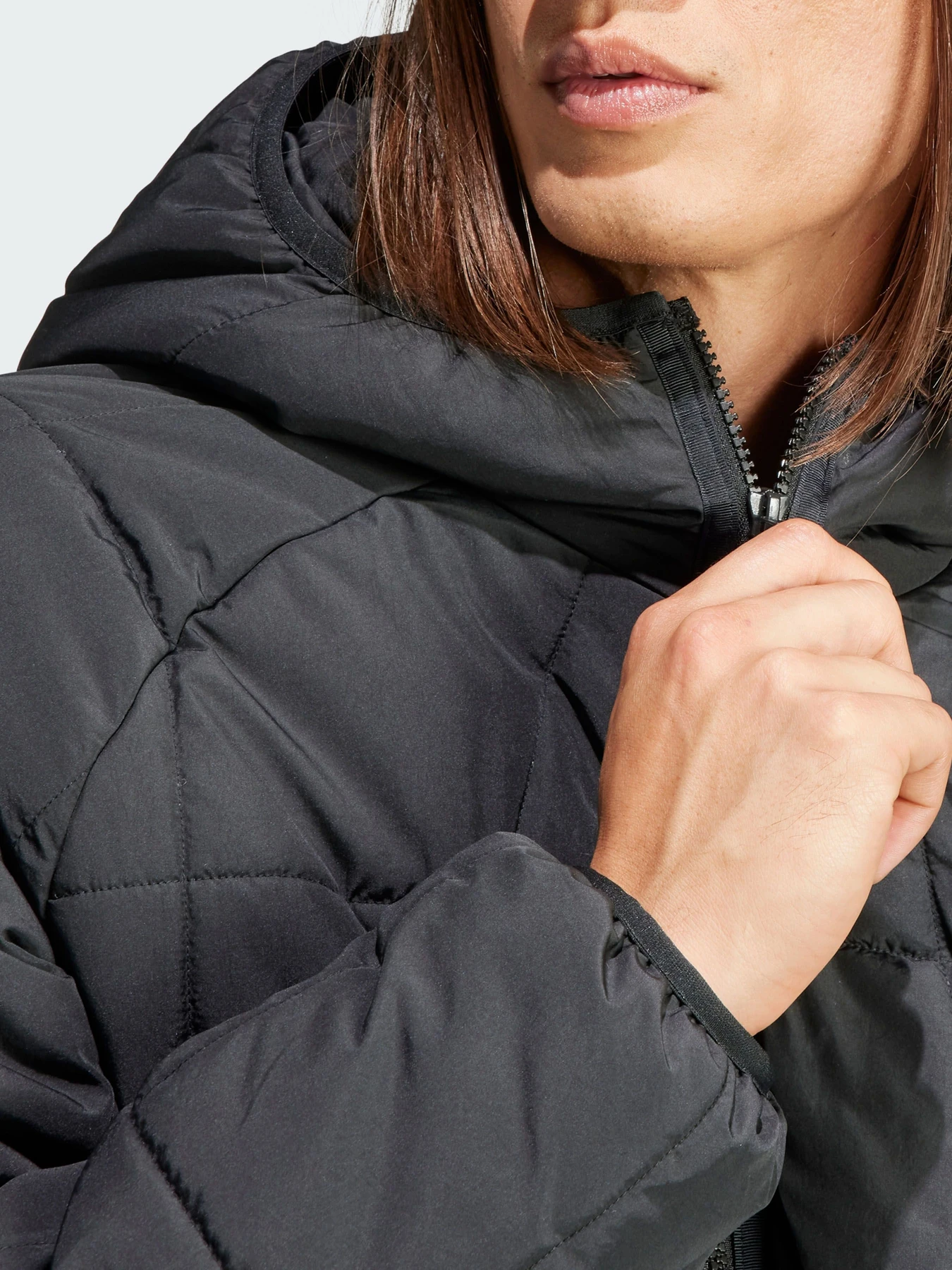 Куртки и дубленки Adidas Adventure Quilted Puffer Originals модель IL2582 Куртки и дубленки Adidas Adventure Quilted Puffer Originals модель IL2582 Фото