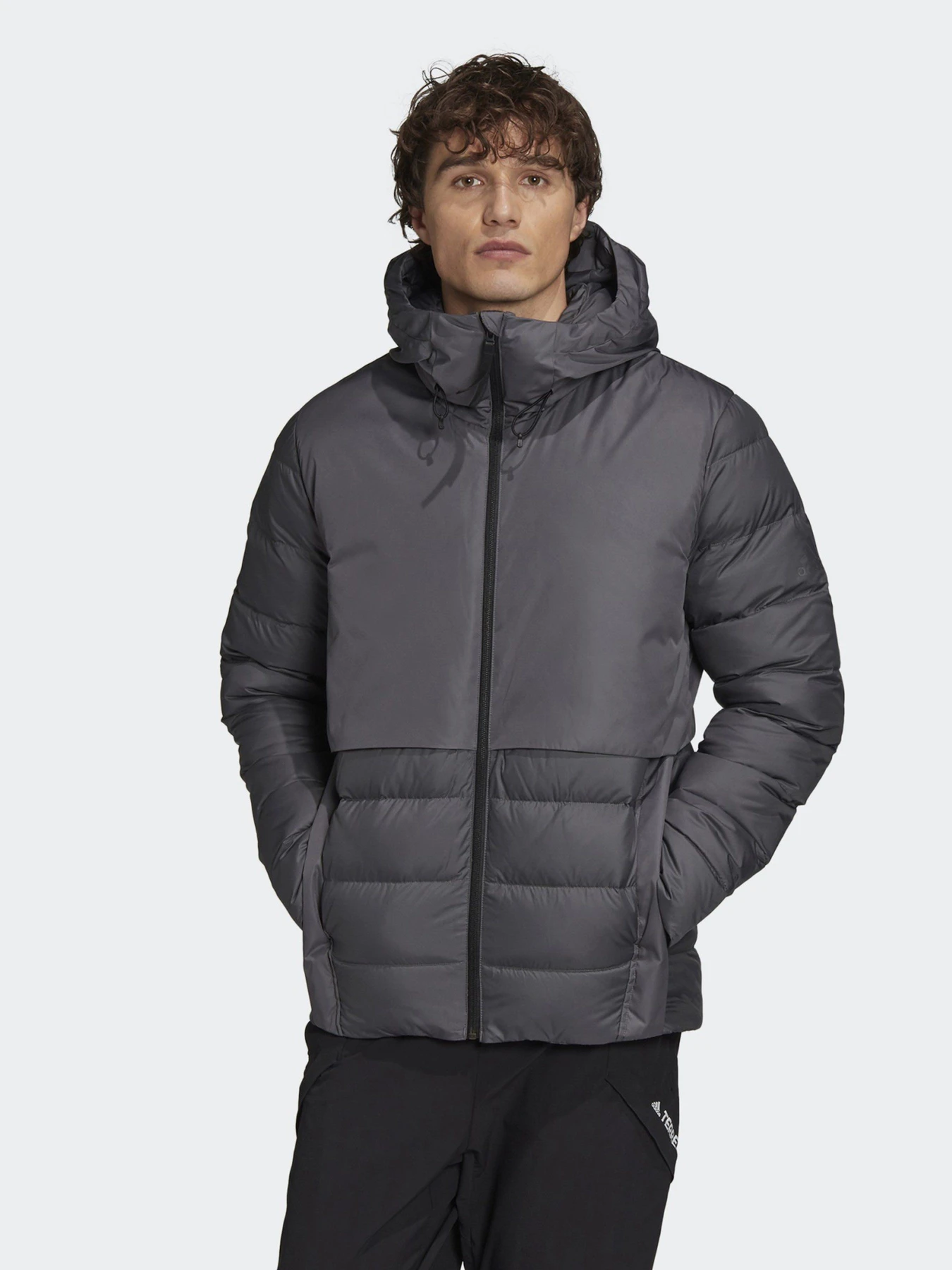 Куртки та дублянки Adidas Urban COLD.RDY модель FT2438 Фото