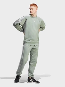 Худі та світшоти Adidas Rekive Crew модель IB8696 Фото