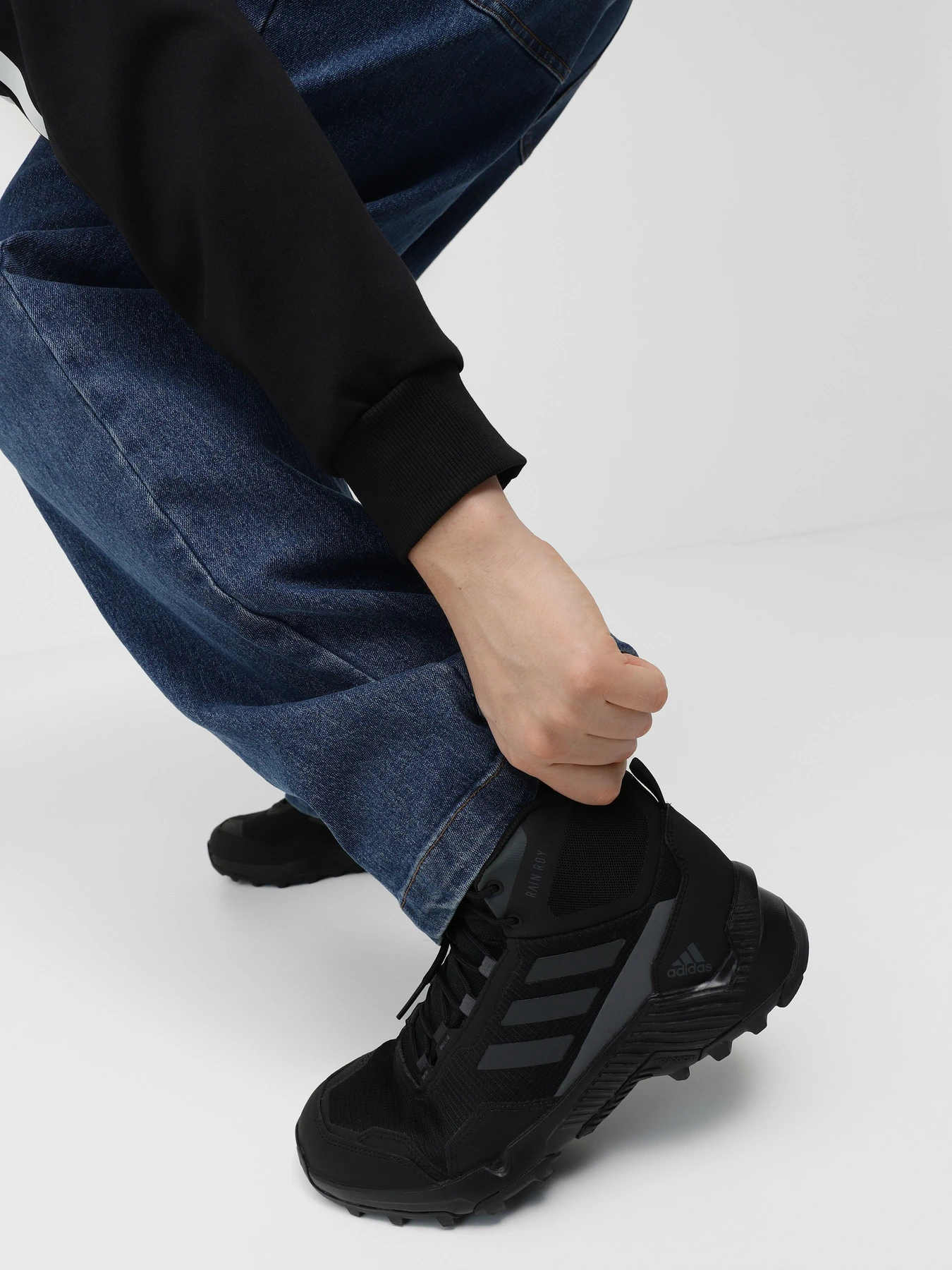 Черевики та чоботи Adidas Eastrail 2.0 Mid RAIN.RDY Hiking модель GY4174 Черевики та чоботи Adidas Eastrail 2.0 Mid RAIN.RDY Hiking модель GY4174 Фото