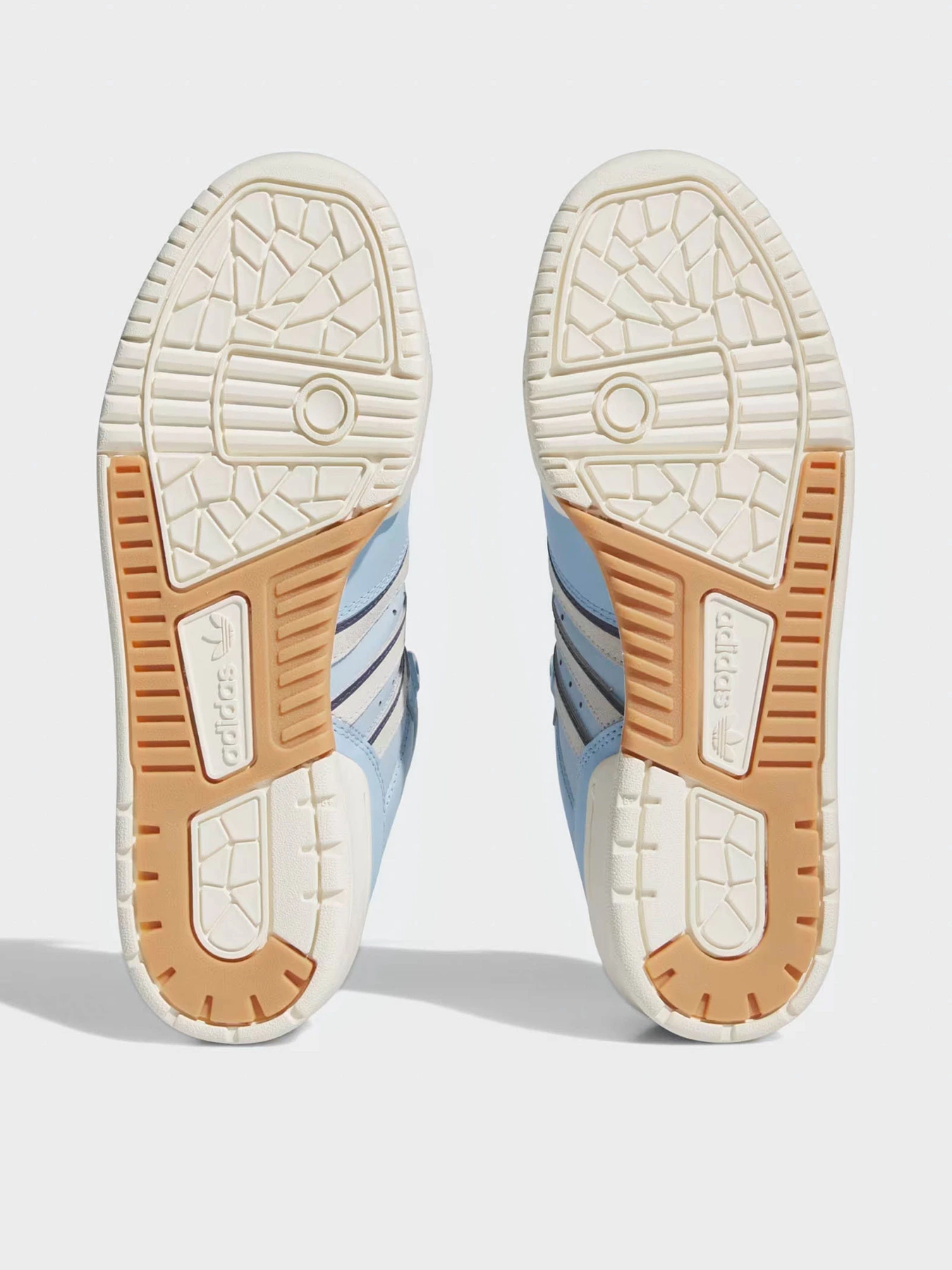 Кеди Adidas Rivalry Low модель IE7201 Кеди Adidas Rivalry Low модель IE7201 Фото