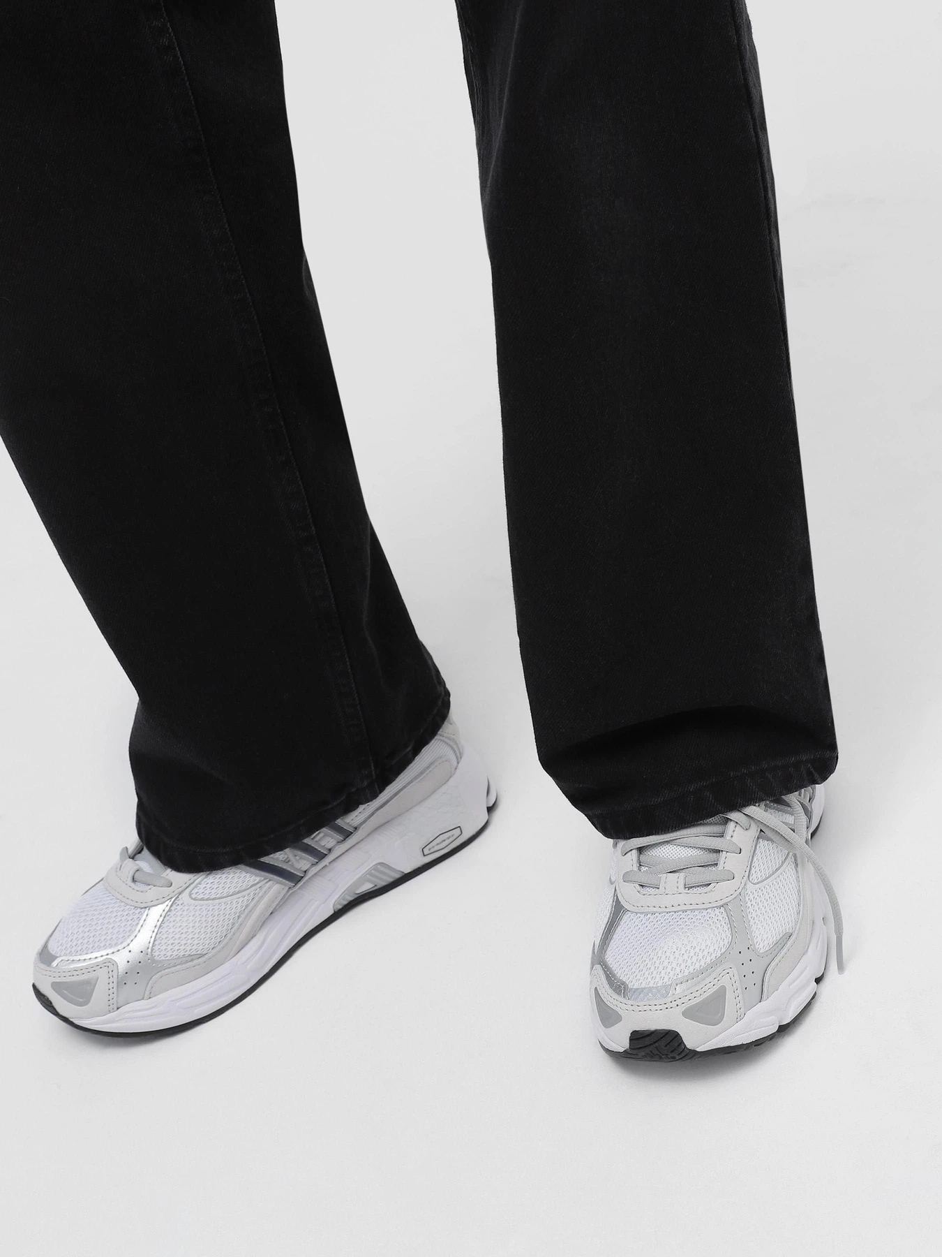 Кроссовки Adidas Response CL модель IG3380 Кроссовки Adidas Response CL модель IG3380 Фото
