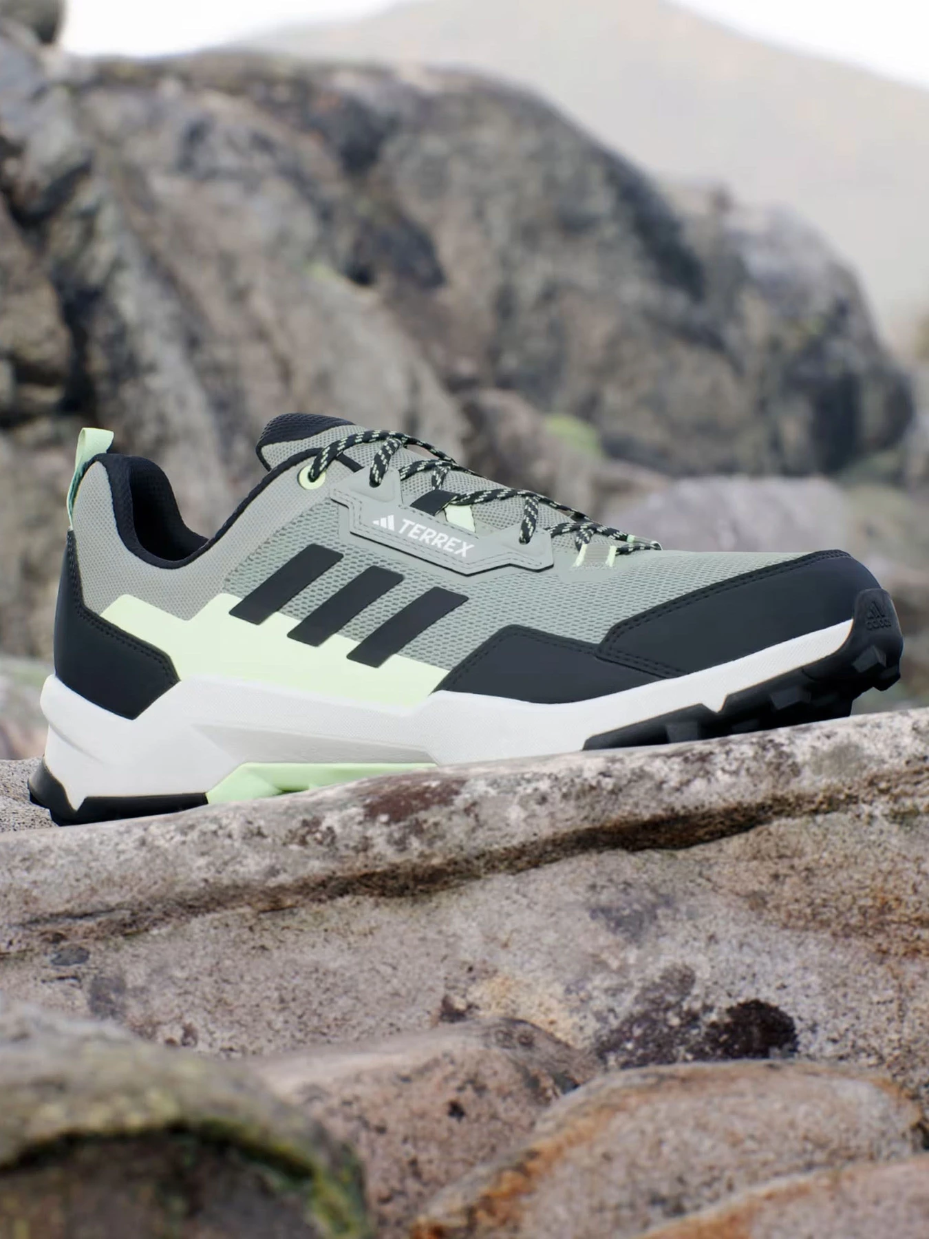 Кросівки Adidas TERREX AX4 HIKING модель IG5683 Кросівки Adidas TERREX AX4 HIKING модель IG5683 Фото