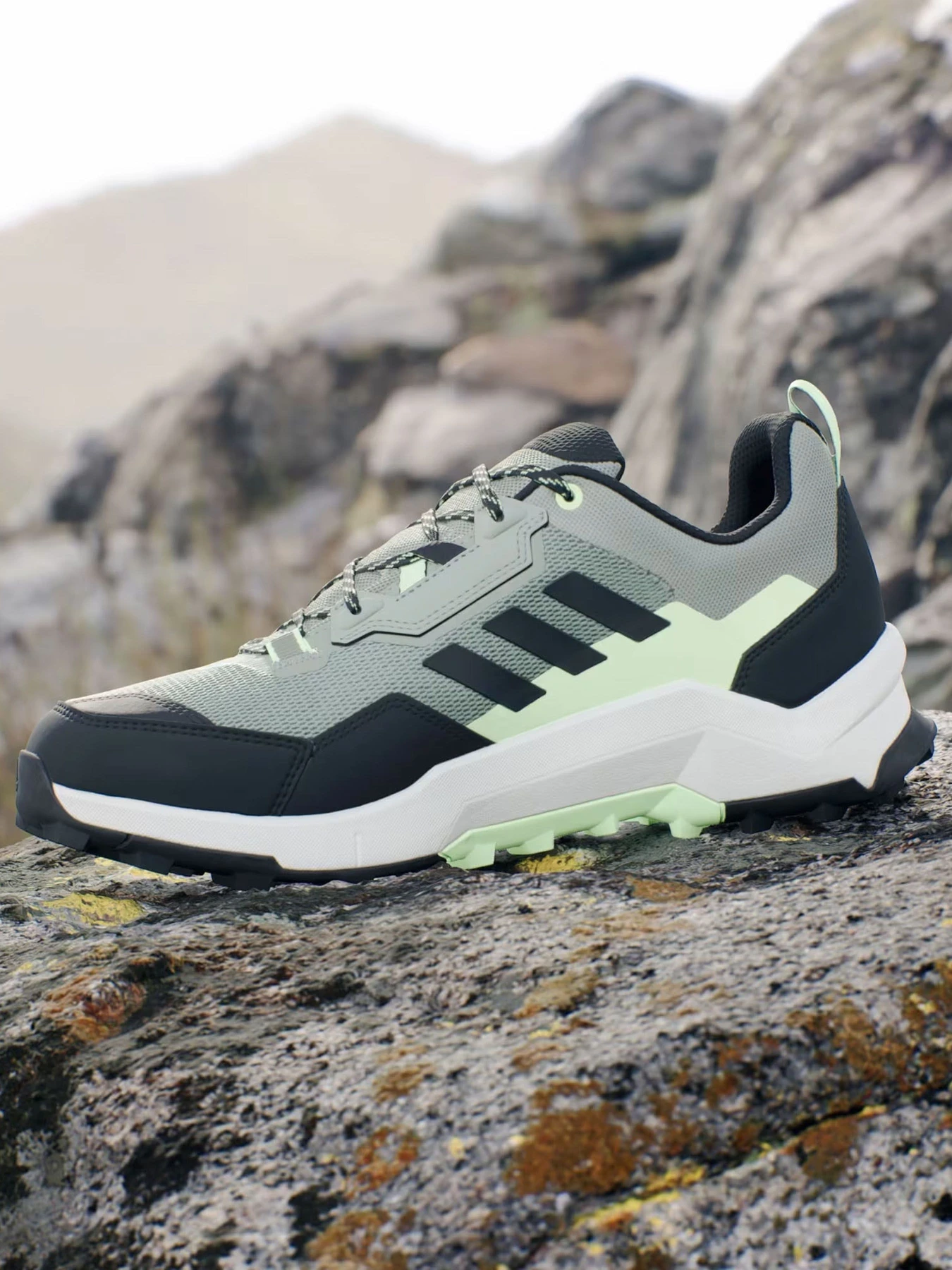 Кросівки Adidas TERREX AX4 HIKING модель IG5683 Кросівки Adidas TERREX AX4 HIKING модель IG5683 Фото