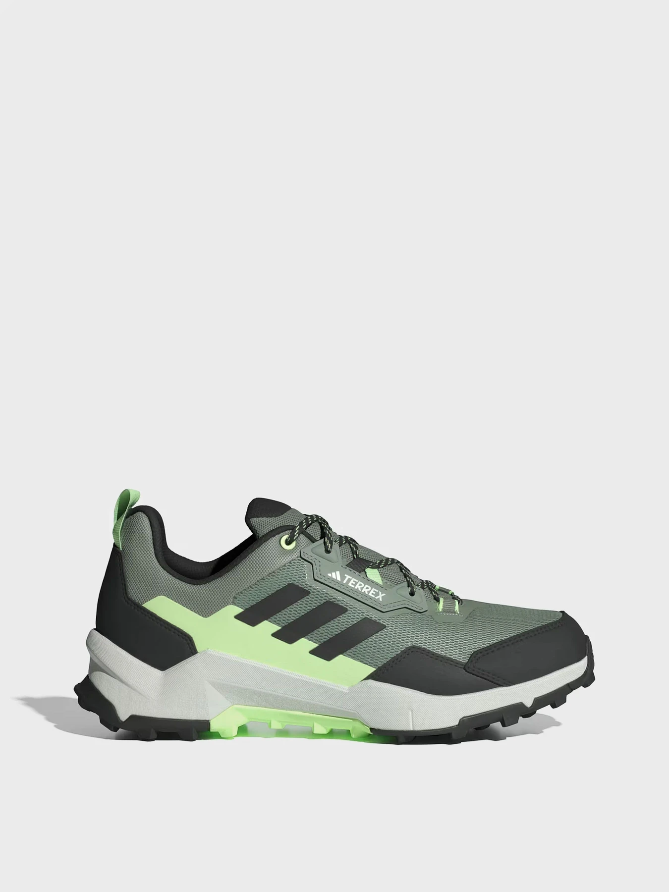 Кросівки Adidas TERREX AX4 HIKING модель IG5683 Кросівки Adidas TERREX AX4 HIKING модель IG5683 Фото