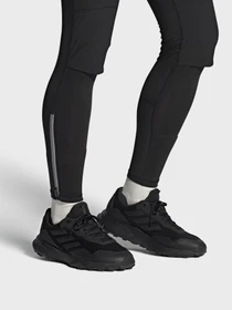 Кроссовки Adidas TRACEFINDER TRAIL модель IE5906 Фото