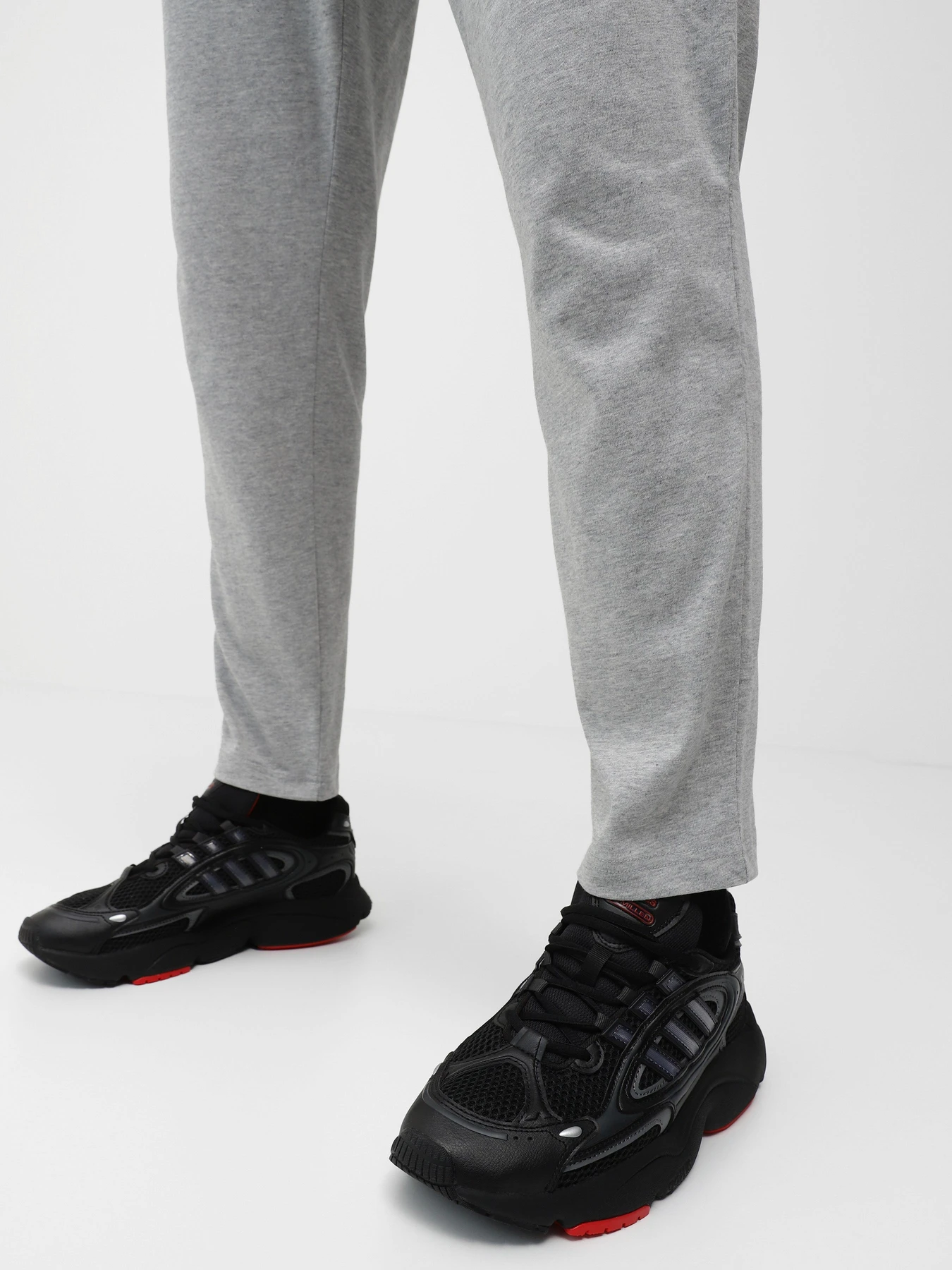 Кроссовки Adidas OZMILLEN ORIGINALS модель ID2895 Кроссовки Adidas OZMILLEN ORIGINALS модель ID2895 Фото