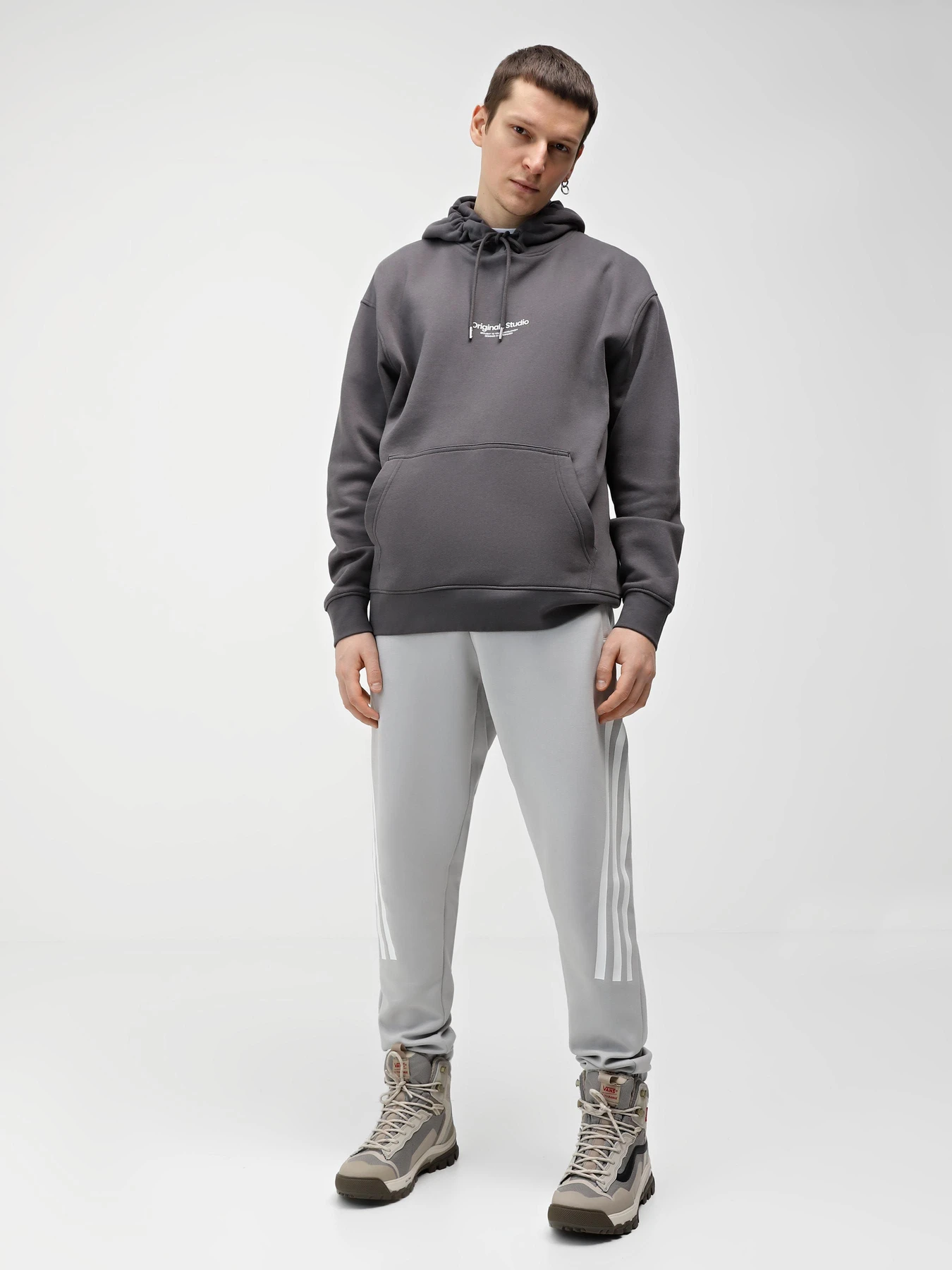 Брюки Adidas FUTURE ICONS 3-STRIPES модель IR9203 Брюки Adidas FUTURE ICONS 3-STRIPES модель IR9203 Фото