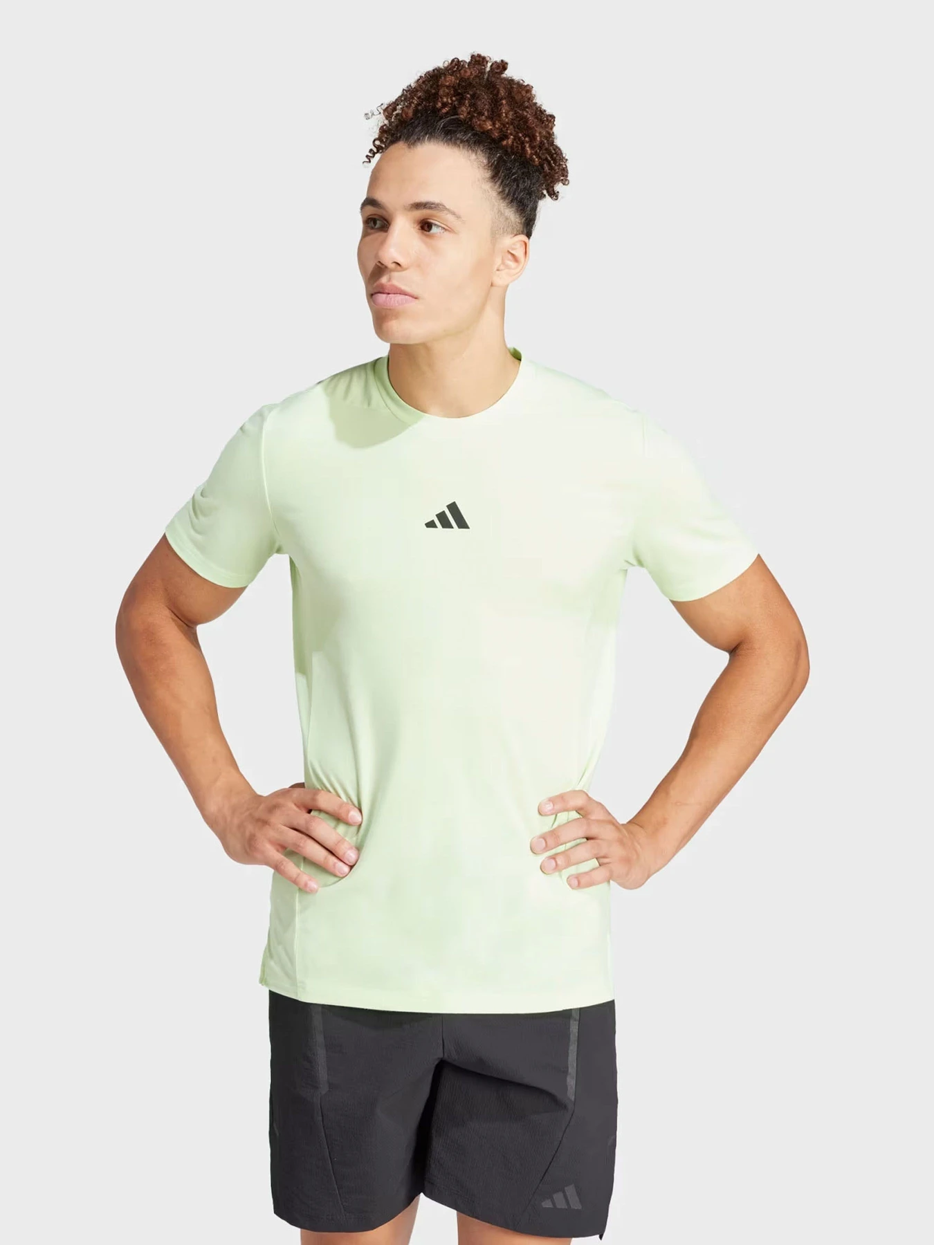 Футболки и поло Adidas DESIGNED FOR TRAINING WORKOUT модель IS3813 Футболки и поло Adidas DESIGNED FOR TRAINING WORKOUT модель IS3813 Фото