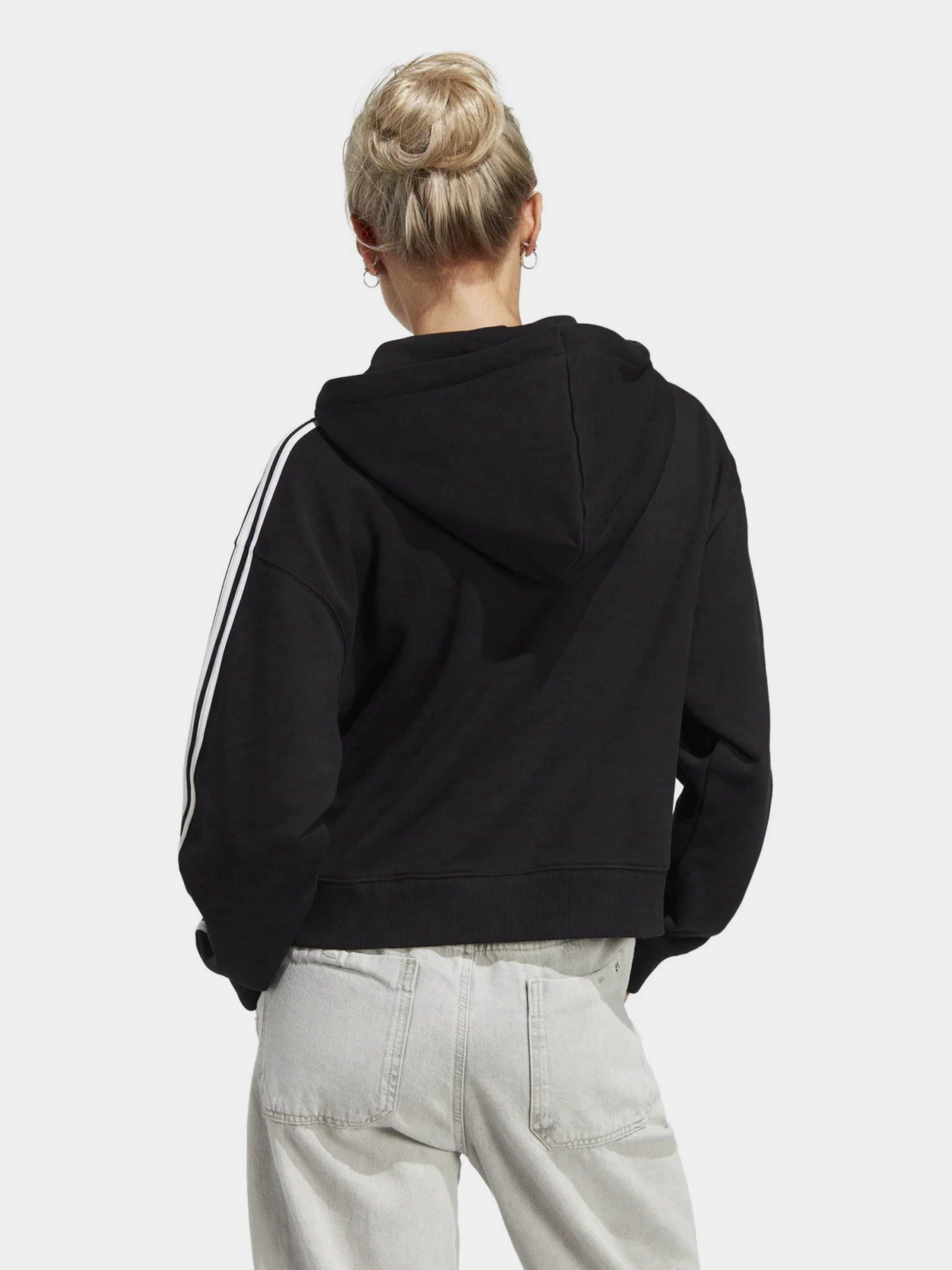 Худи и свитшоты Adidas ESSENTIALS 3-STRIPES FRENCH TE модель IC8781 Худи и свитшоты Adidas ESSENTIALS 3-STRIPES FRENCH TE модель IC8781 Фото
