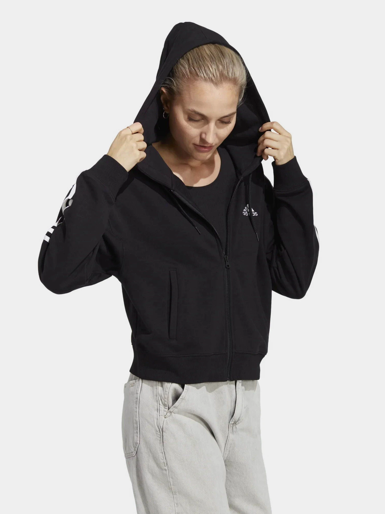 Худи и свитшоты Adidas ESSENTIALS 3-STRIPES FRENCH TE модель IC8781 Худи и свитшоты Adidas ESSENTIALS 3-STRIPES FRENCH TE модель IC8781 Фото