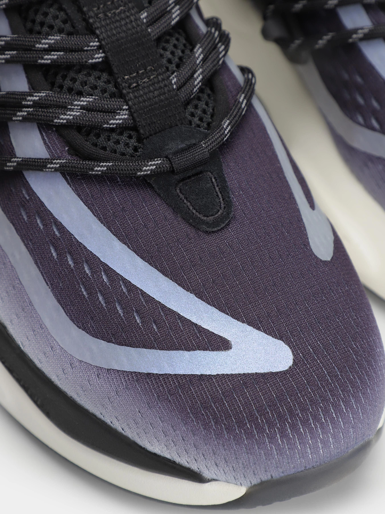 Кросівки Adidas ALPHABOOST V1 модель ID0317 Кросівки Adidas ALPHABOOST V1 модель ID0317 Фото