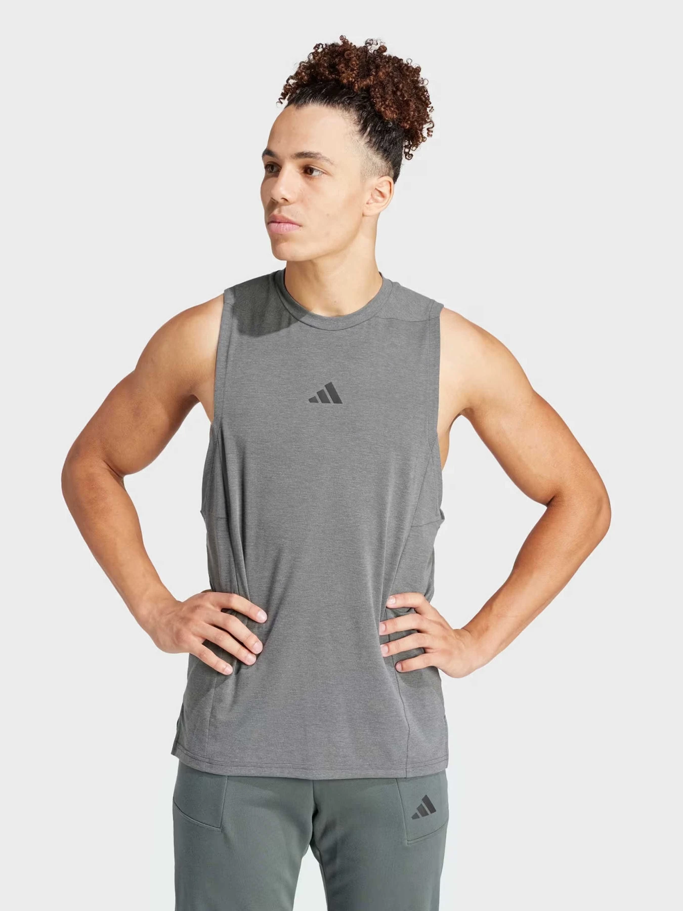 Футболки и поло Adidas D4T TANK модель IS3819 Футболки и поло Adidas D4T TANK модель IS3819 Фото