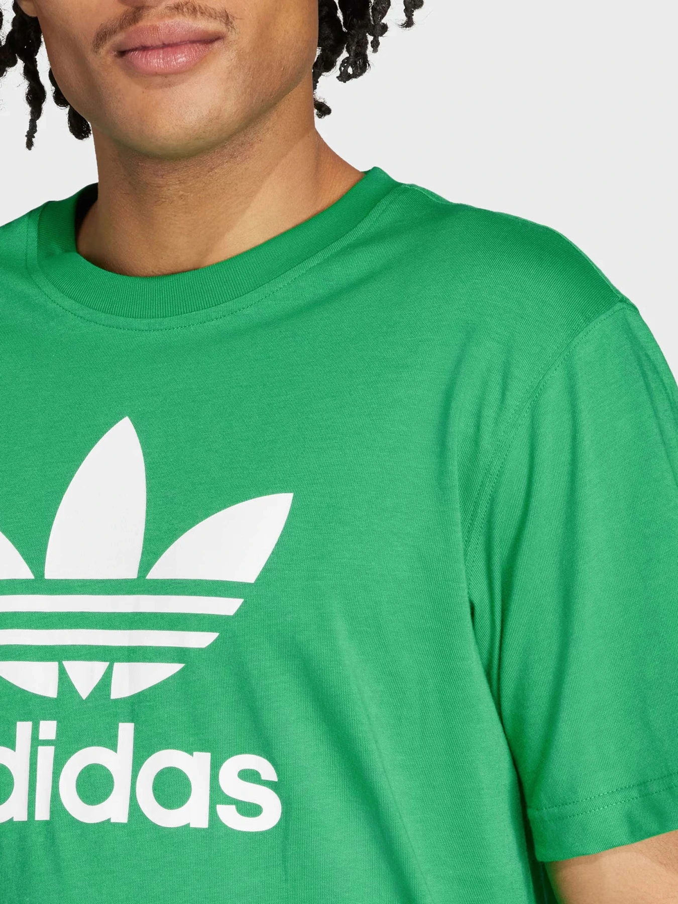 Футболки и поло Adidas ADICOLOR TREFOIL модель IR8012 Футболки и поло Adidas ADICOLOR TREFOIL модель IR8012 Фото