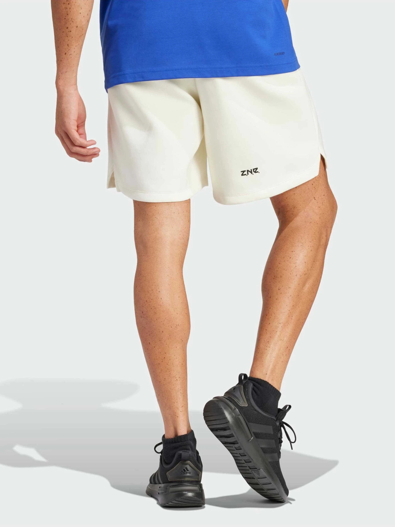 Шорты Adidas Z.N.E. PREMIUM SPORTSWEAR модель IR5223 Шорты Adidas Z.N.E. PREMIUM SPORTSWEAR модель IR5223 Фото