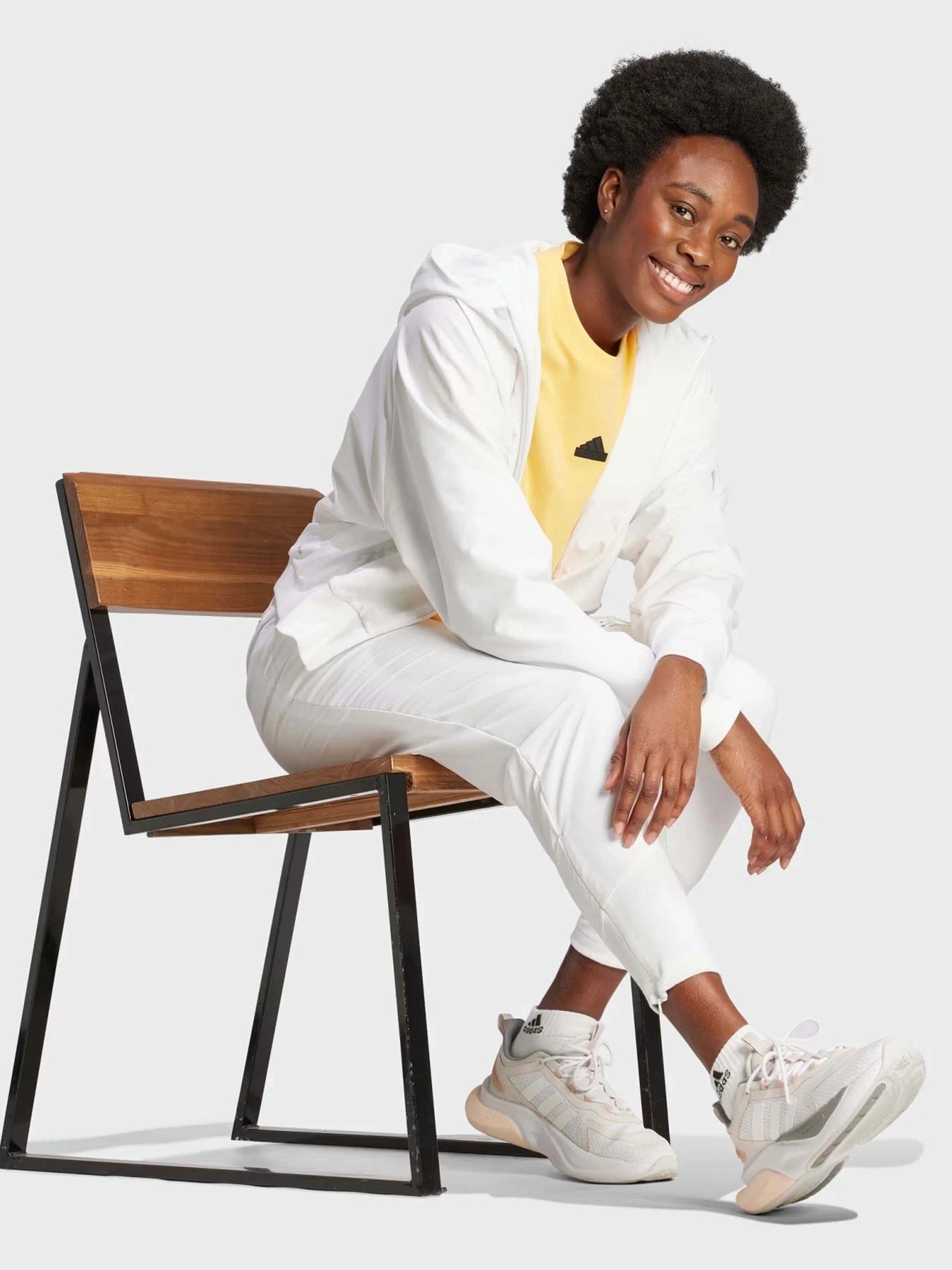 Худи и свитшоты Adidas Z.N.E. WOVEN FULL-ZIP модель IN9483 Худи и свитшоты Adidas Z.N.E. WOVEN FULL-ZIP модель IN9483 Фото